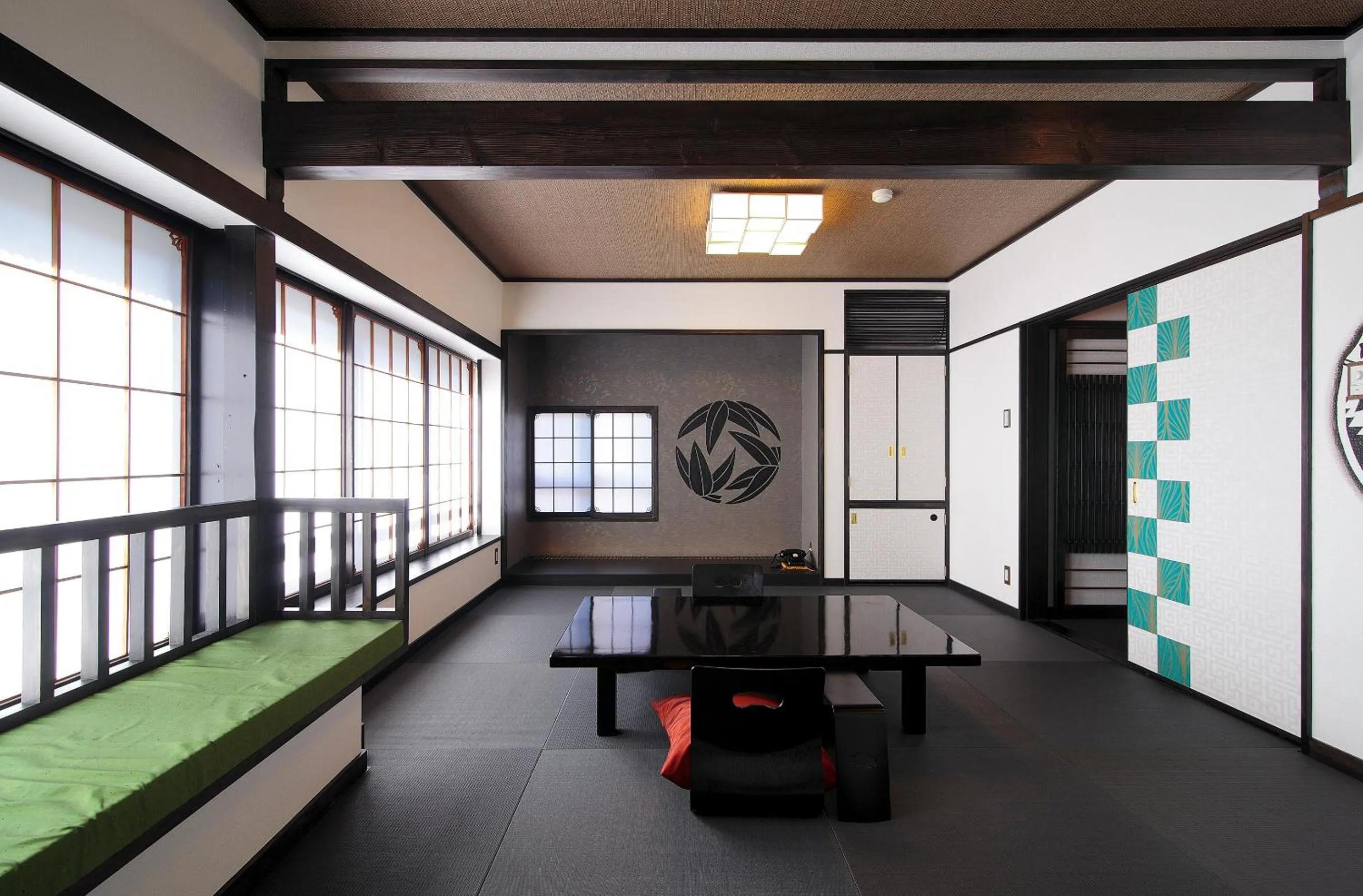 Photo of the whole room in Goyokan