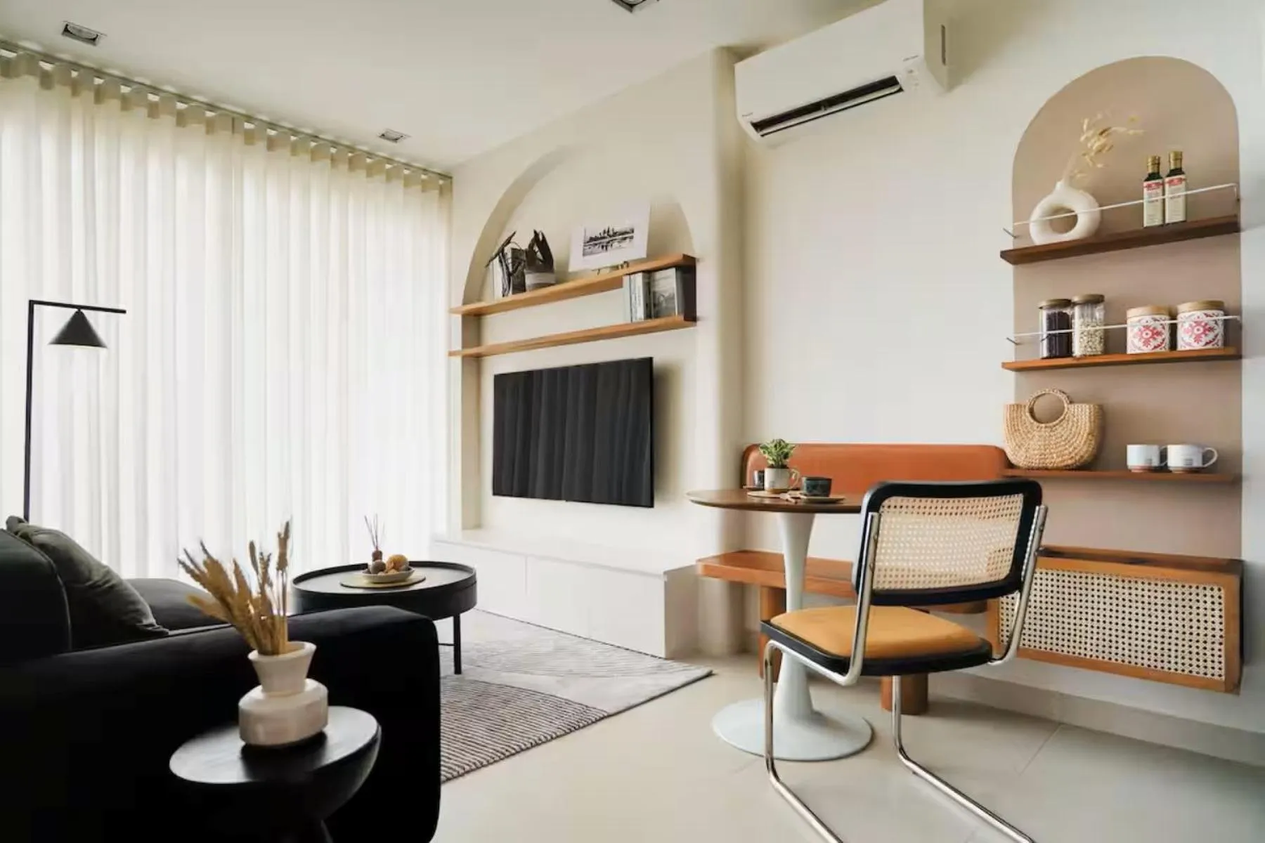 TV and multimedia in Velea at Rose Apple Square