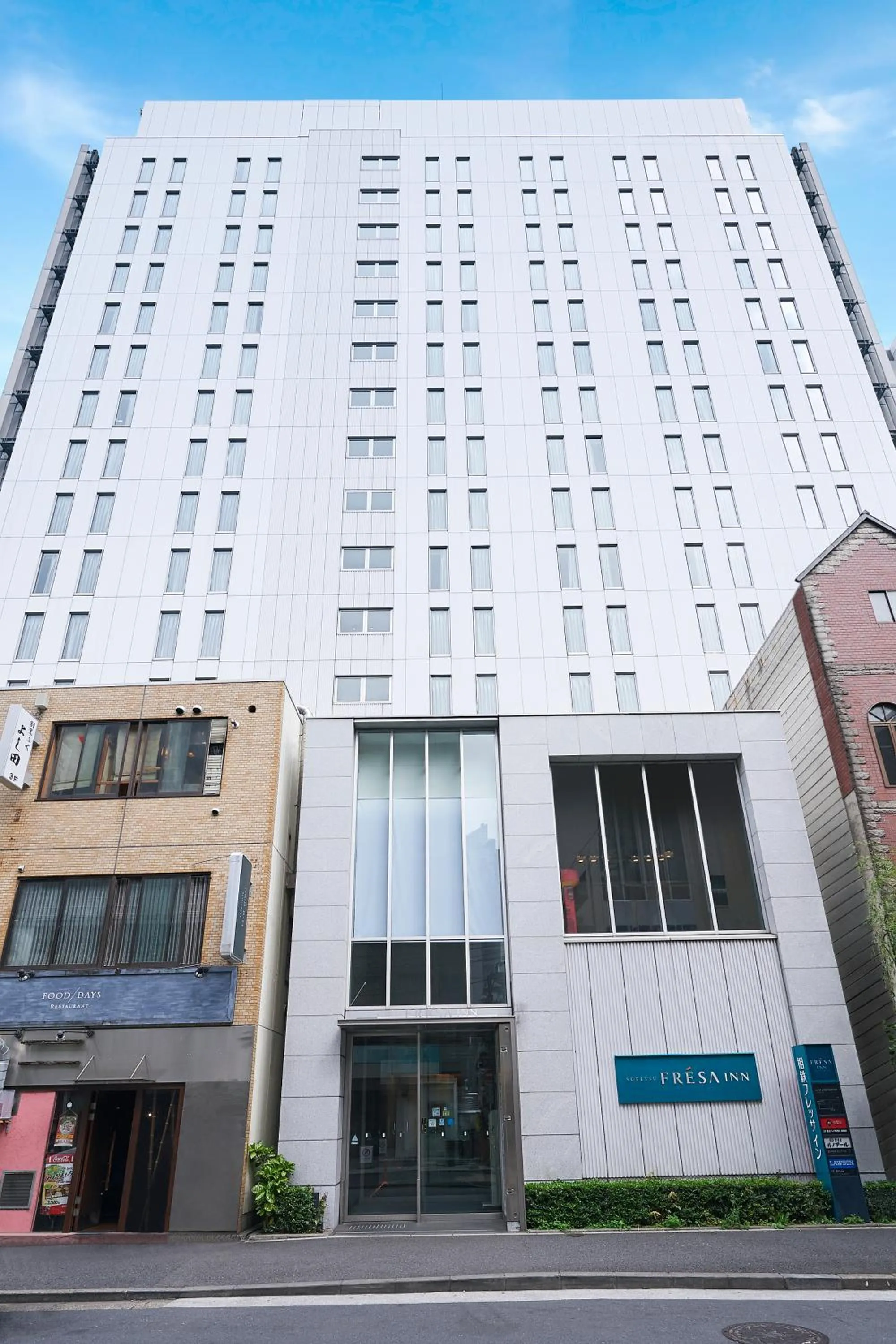 Property building in Sotetsu Fresa Inn Shimbashi-Karasumoriguchi