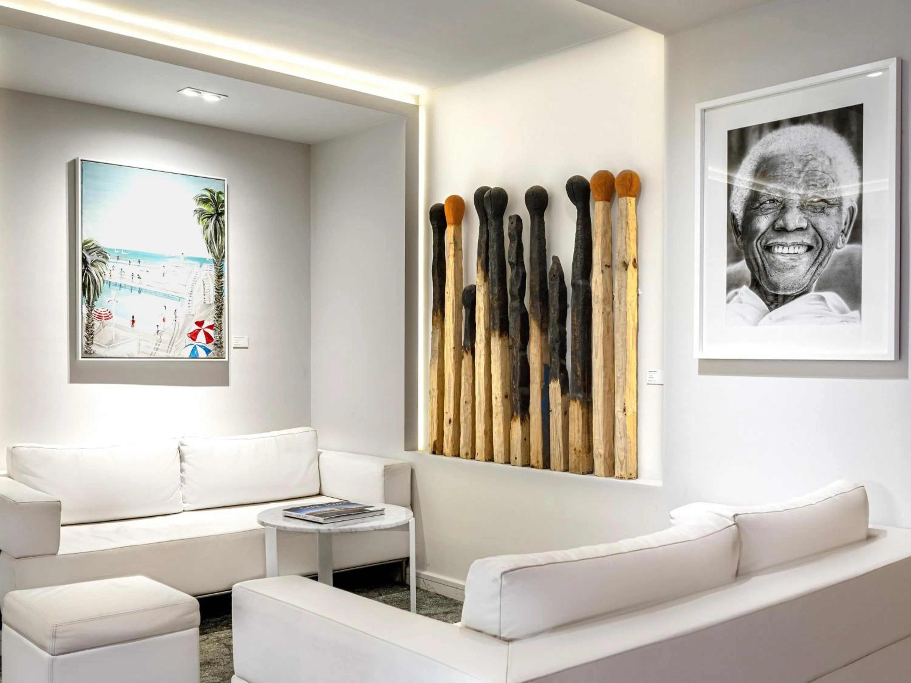 Lounge or bar in South Beach Camps Bay Boutique Hotel