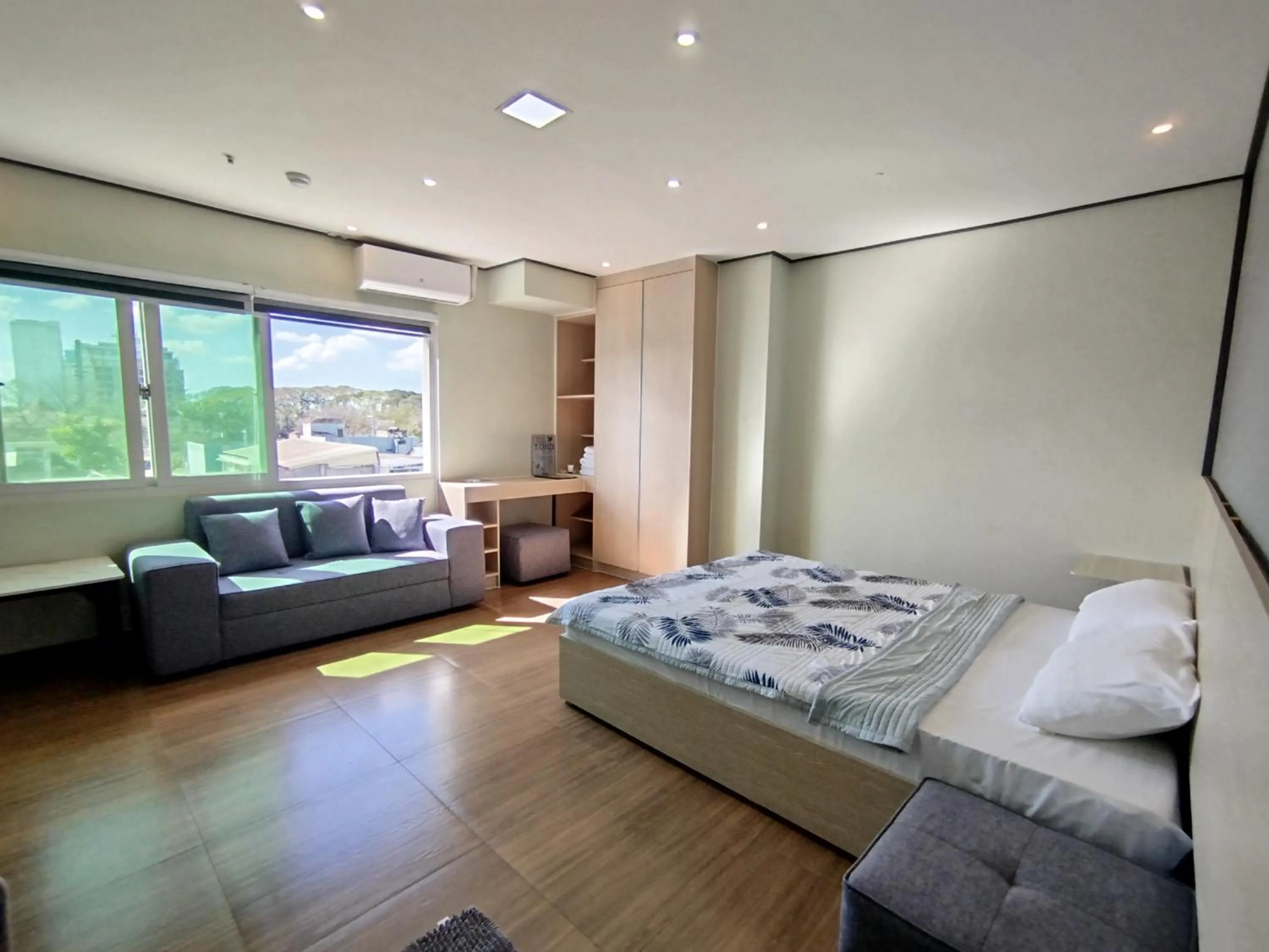 Bed in Emmaus condotel