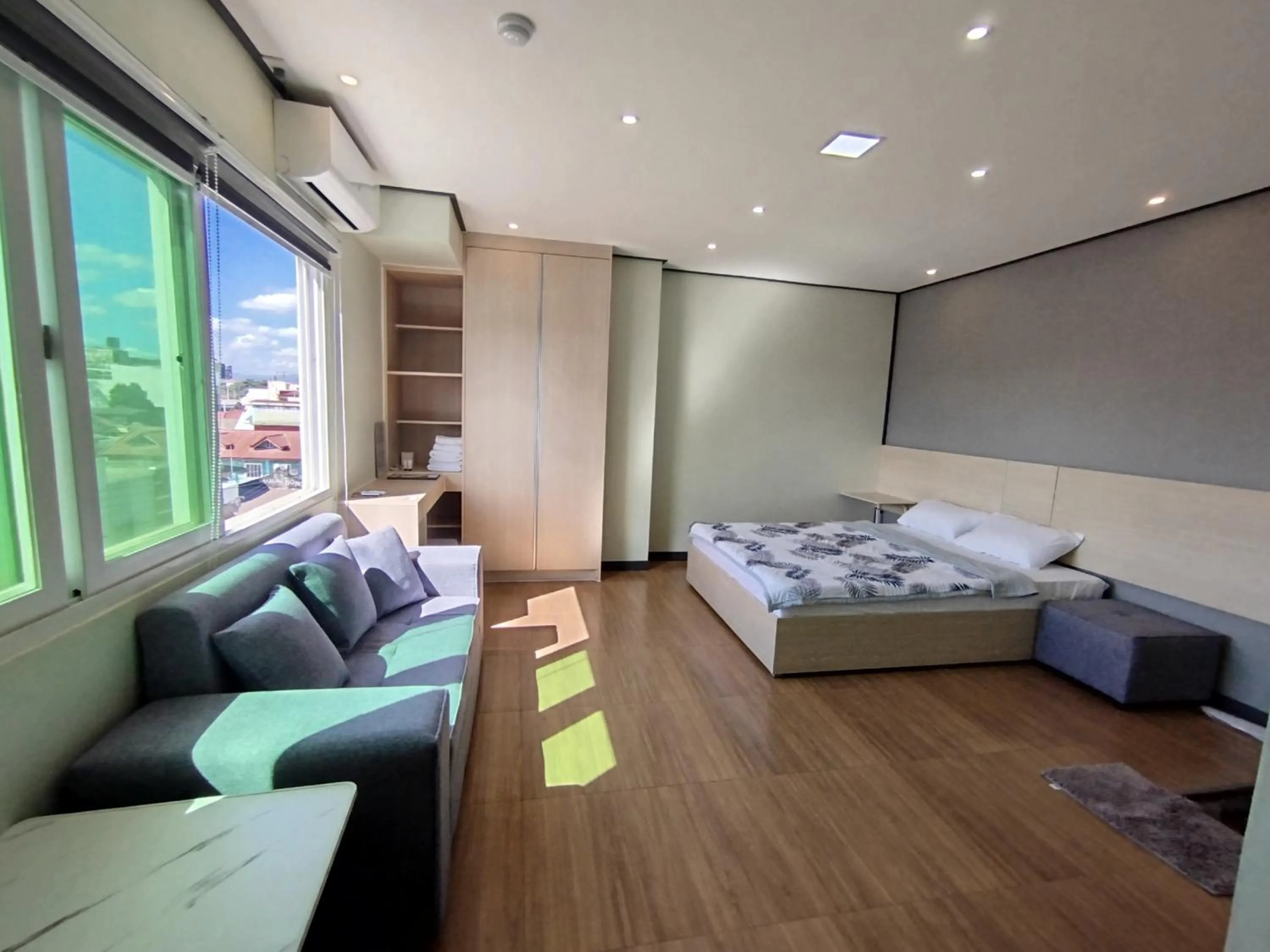 Bed in Emmaus condotel