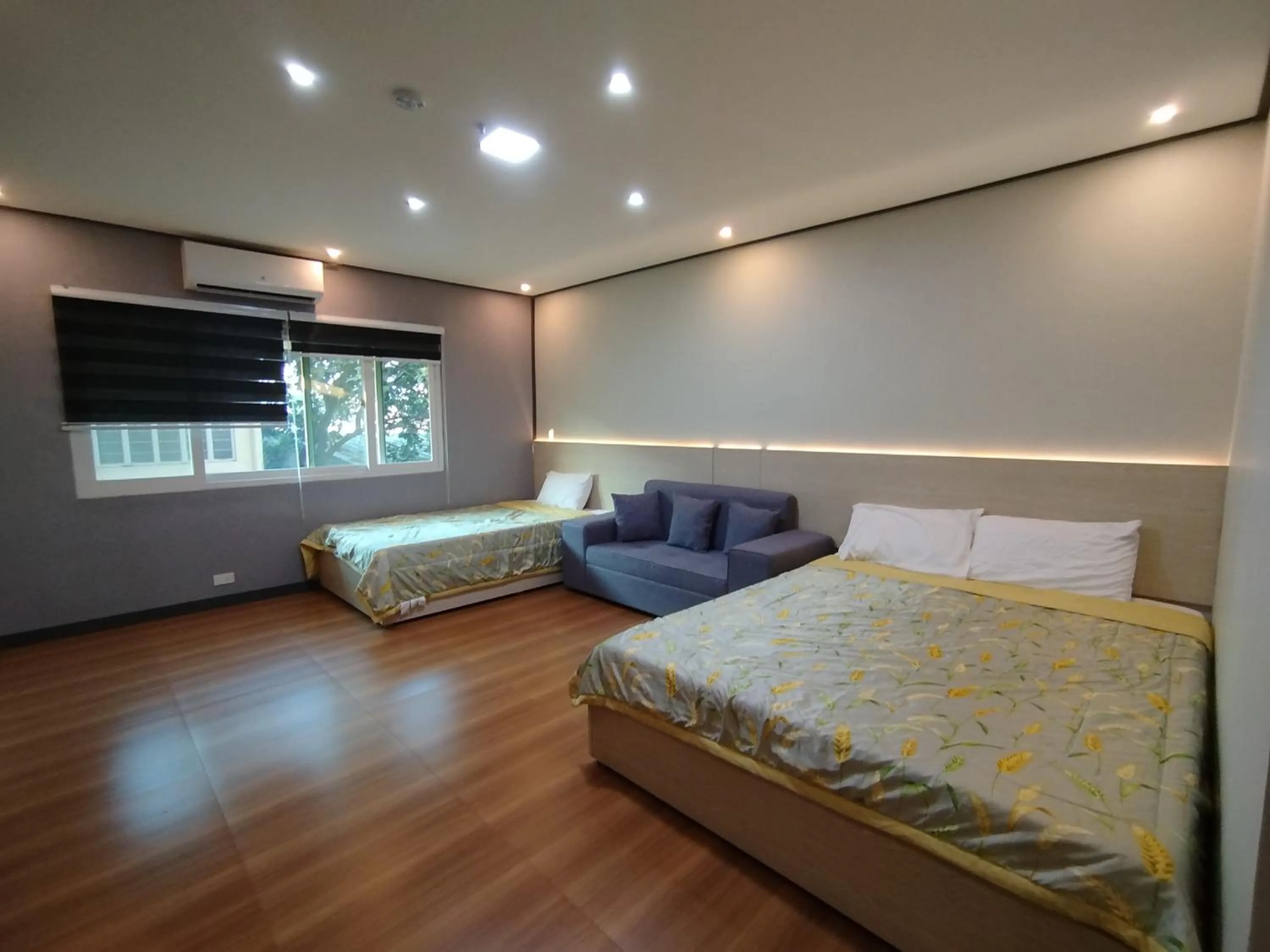 Bed in Emmaus condotel