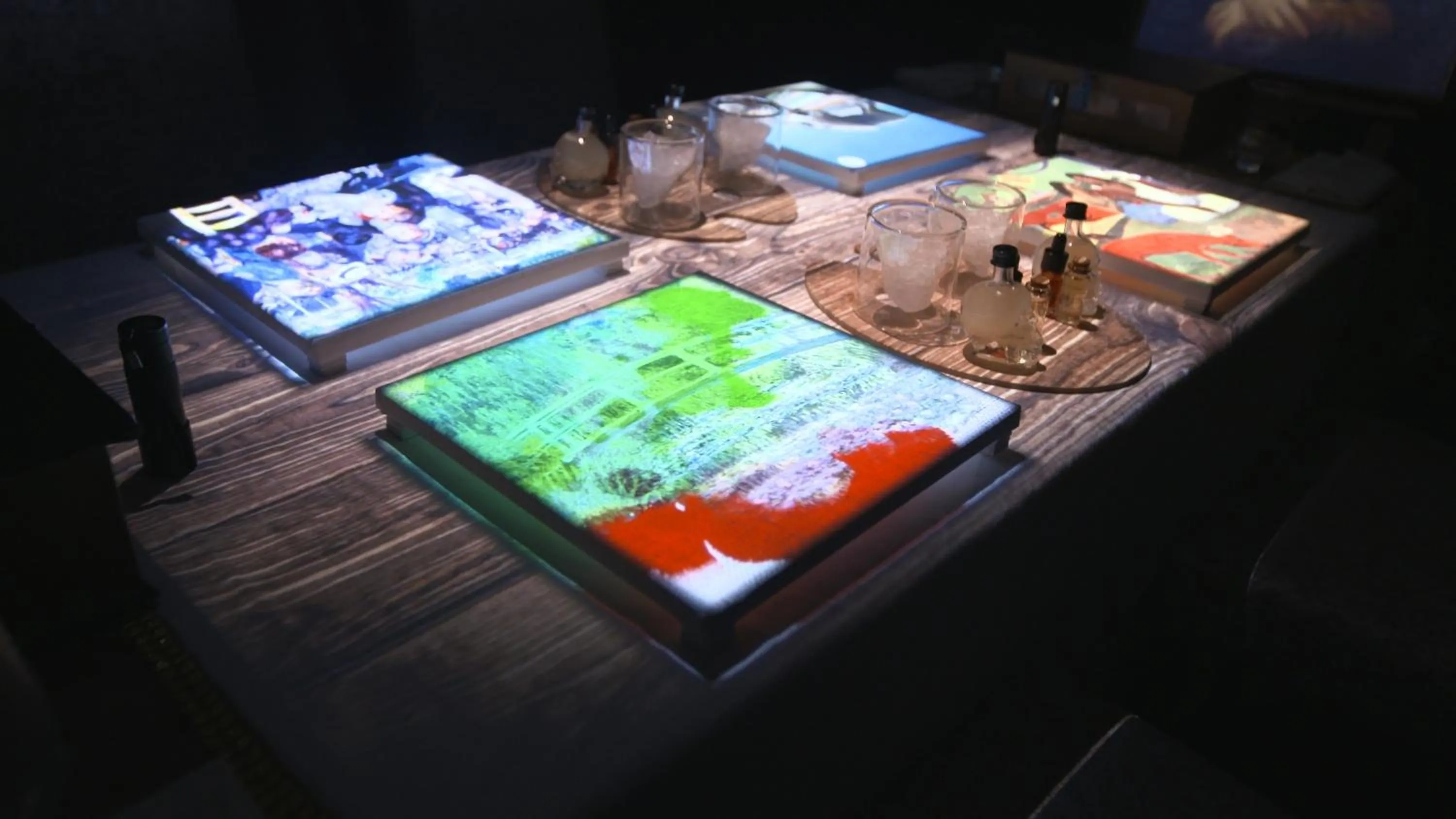 Restaurant/places to eat in Hilton Rotterdam