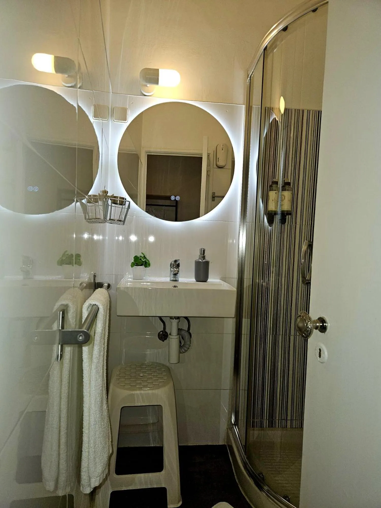 Bathroom in Alcamim Guesthouse