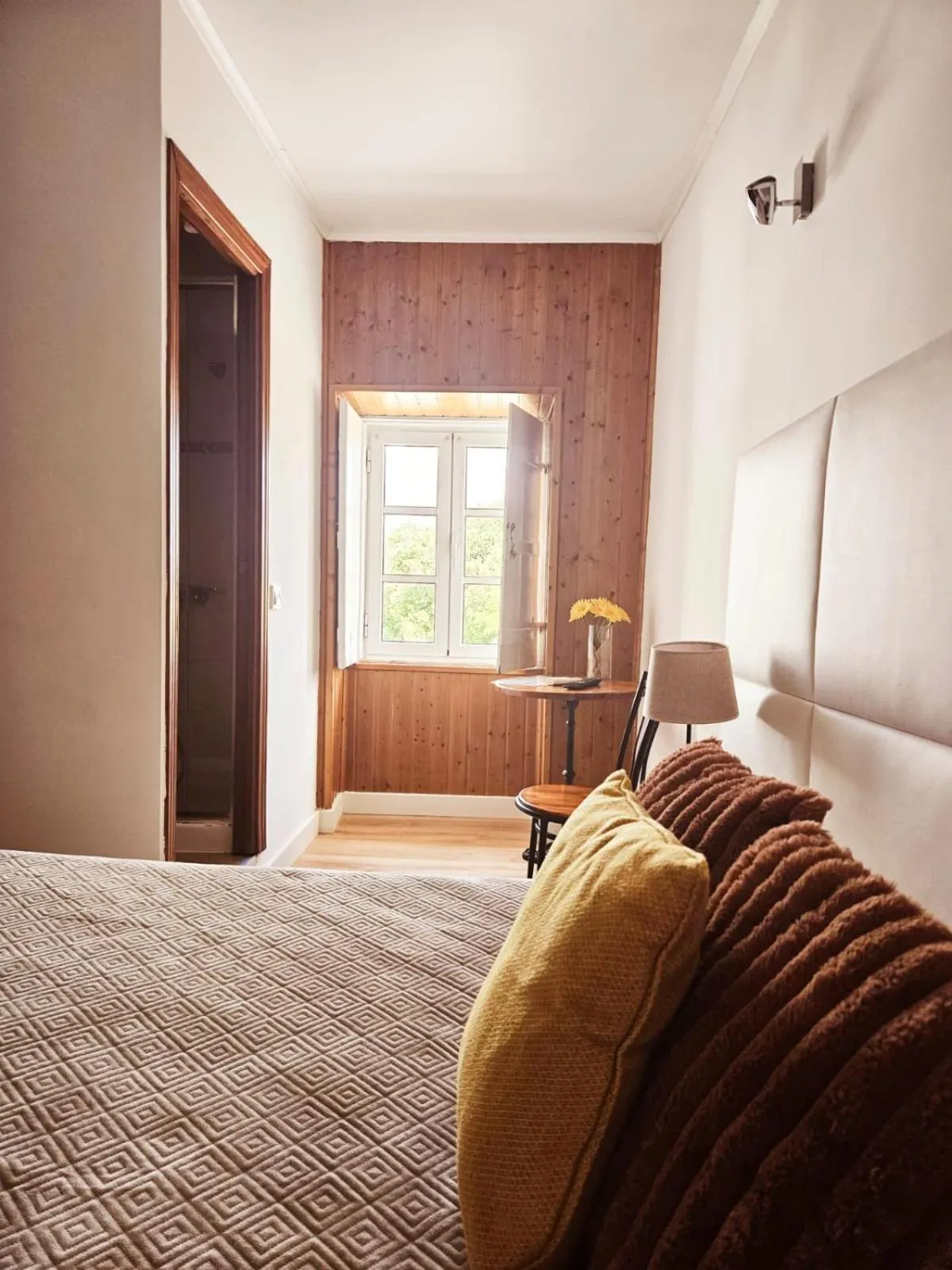 Bed in Alcamim Guesthouse