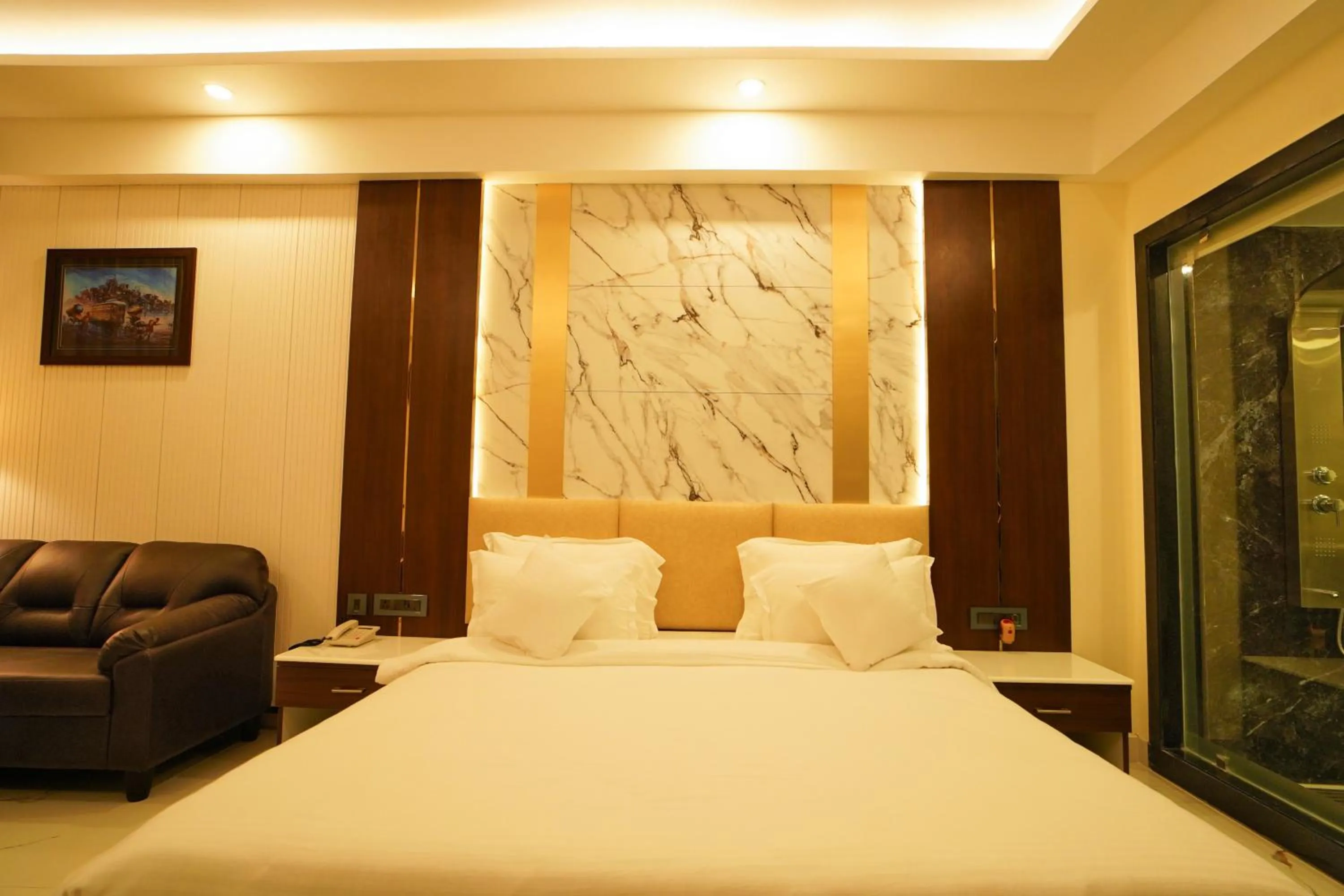 Bed in Shanti Seaview Resort & Spa