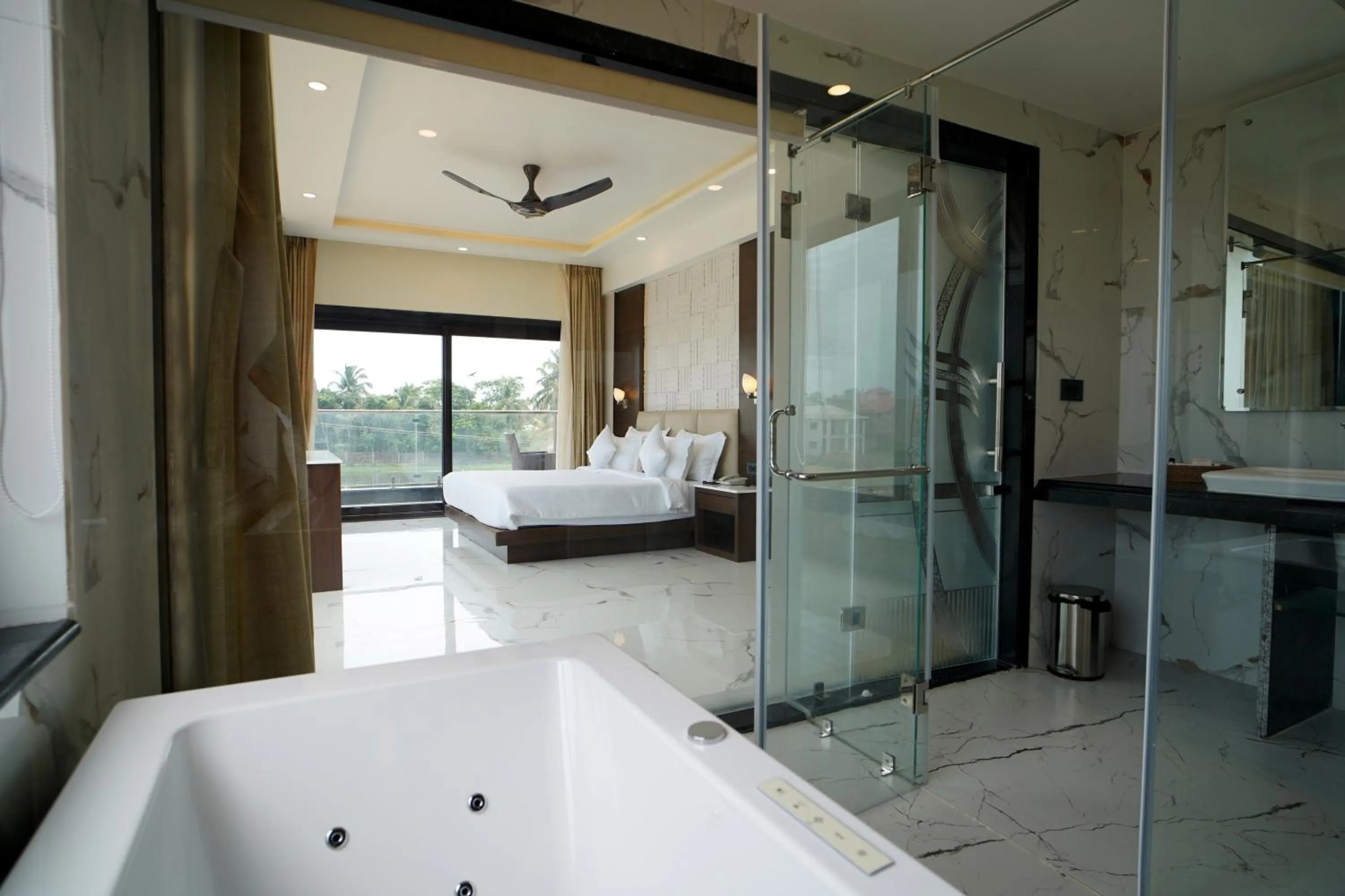 Bed in Shanti Seaview Resort & Spa