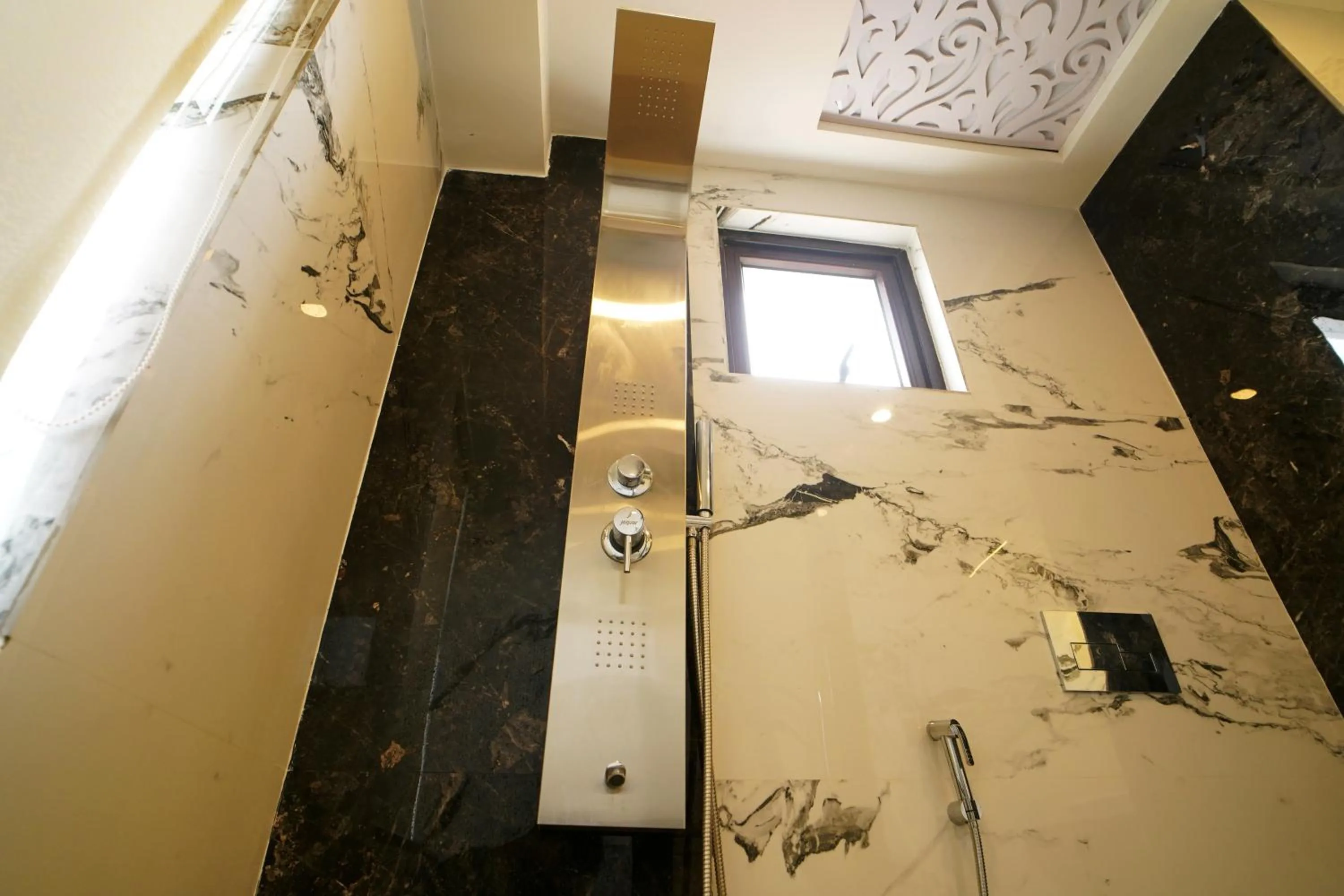 Shanti Seaview Resort & Spa