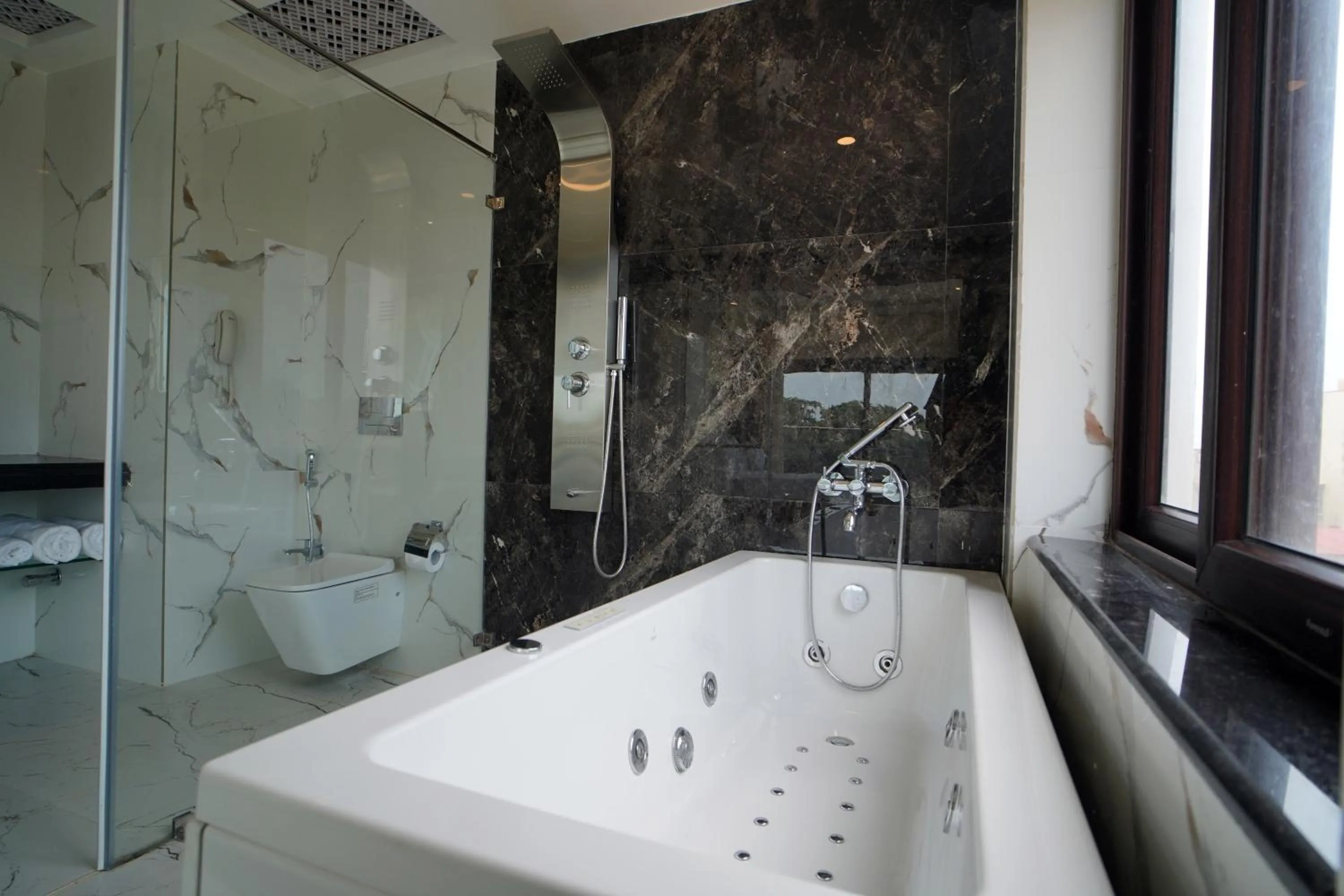 Shanti Seaview Resort & Spa