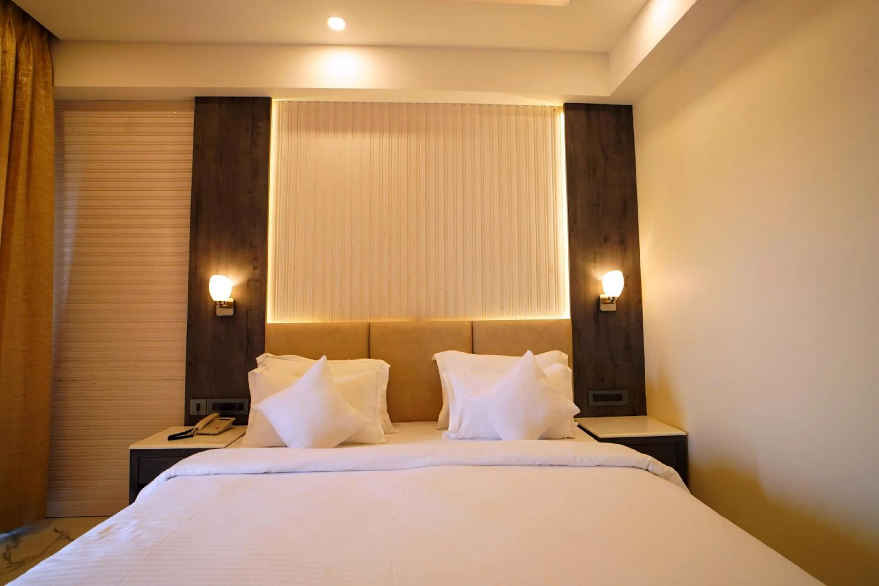 Bed in Shanti Seaview Resort & Spa
