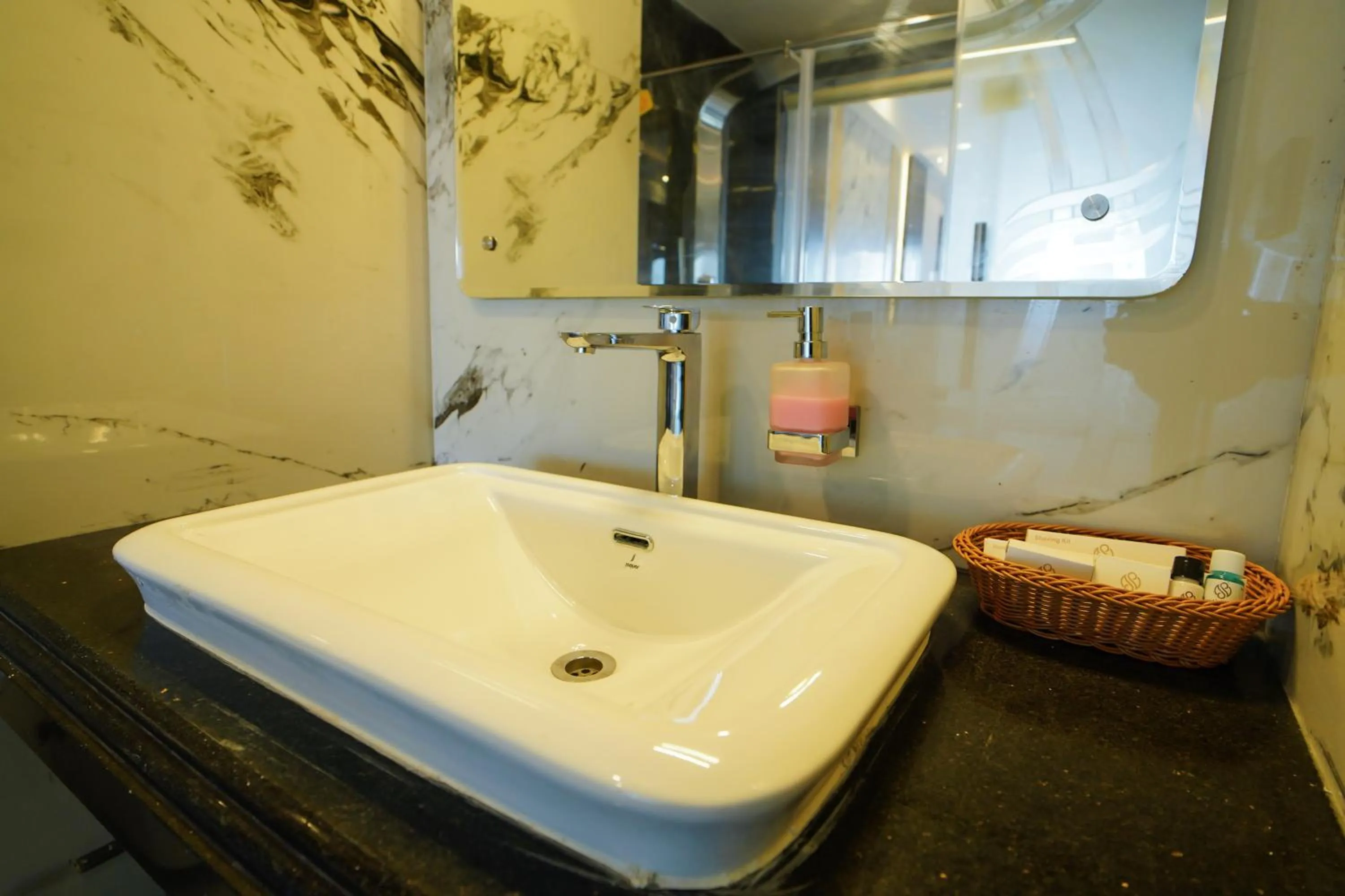 Shanti Seaview Resort & Spa