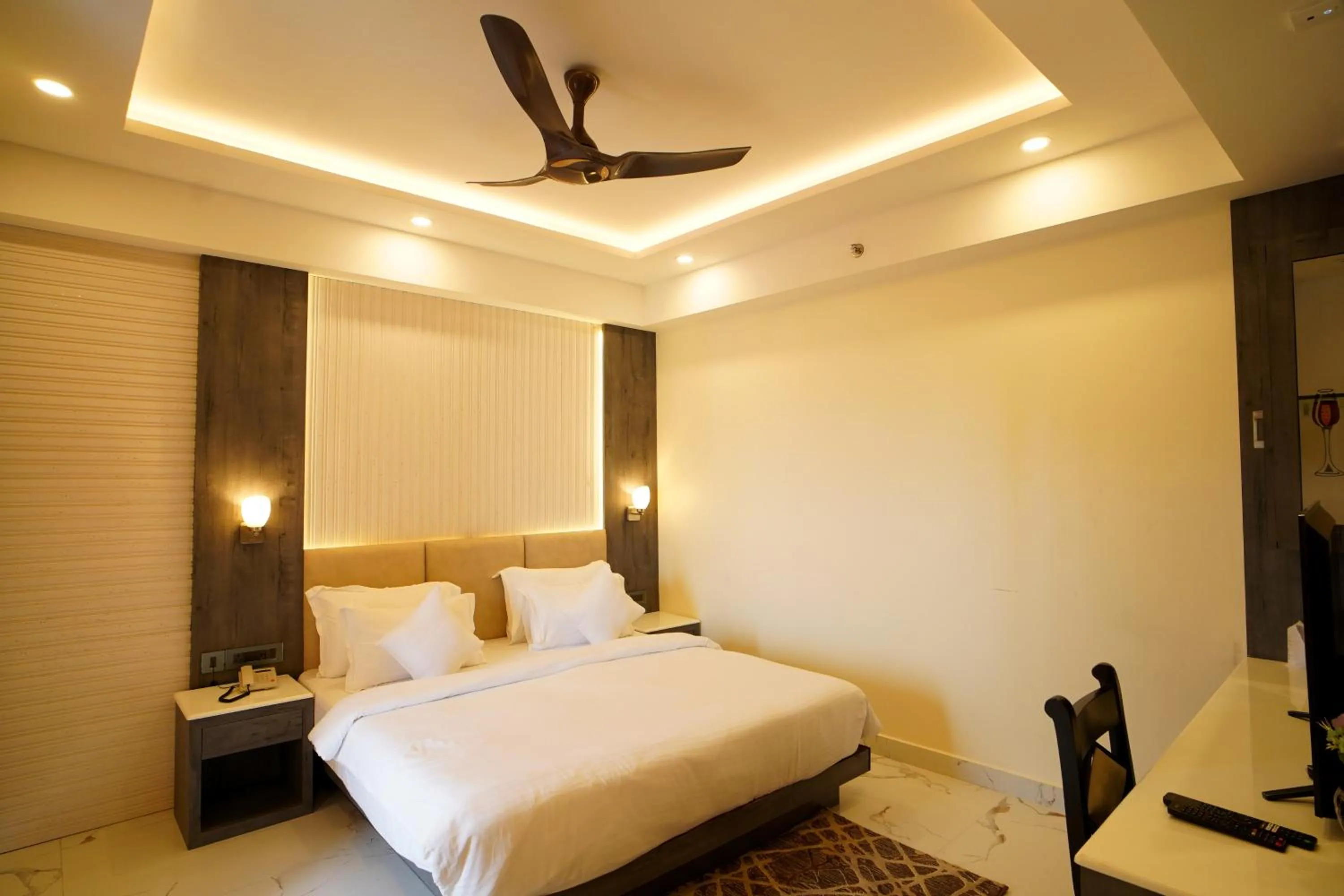 Bed in Shanti Seaview Resort & Spa
