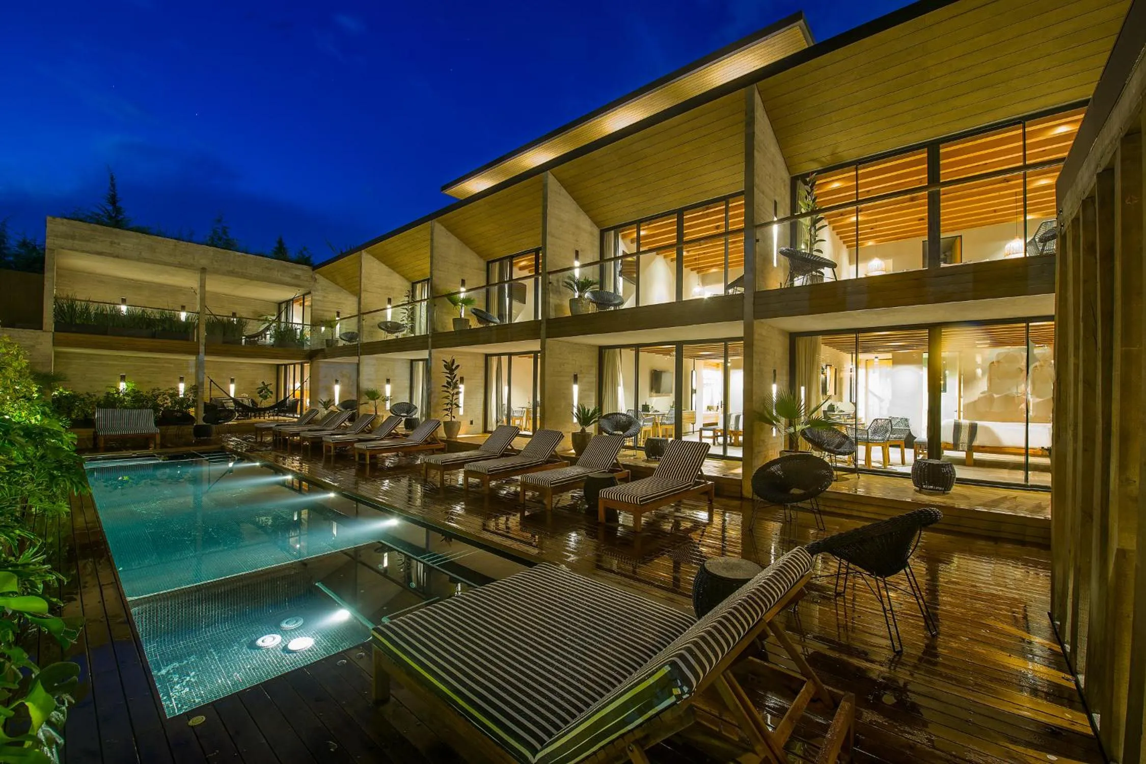 Swimming pool in El Lugar del que te hable Hotel Boutique