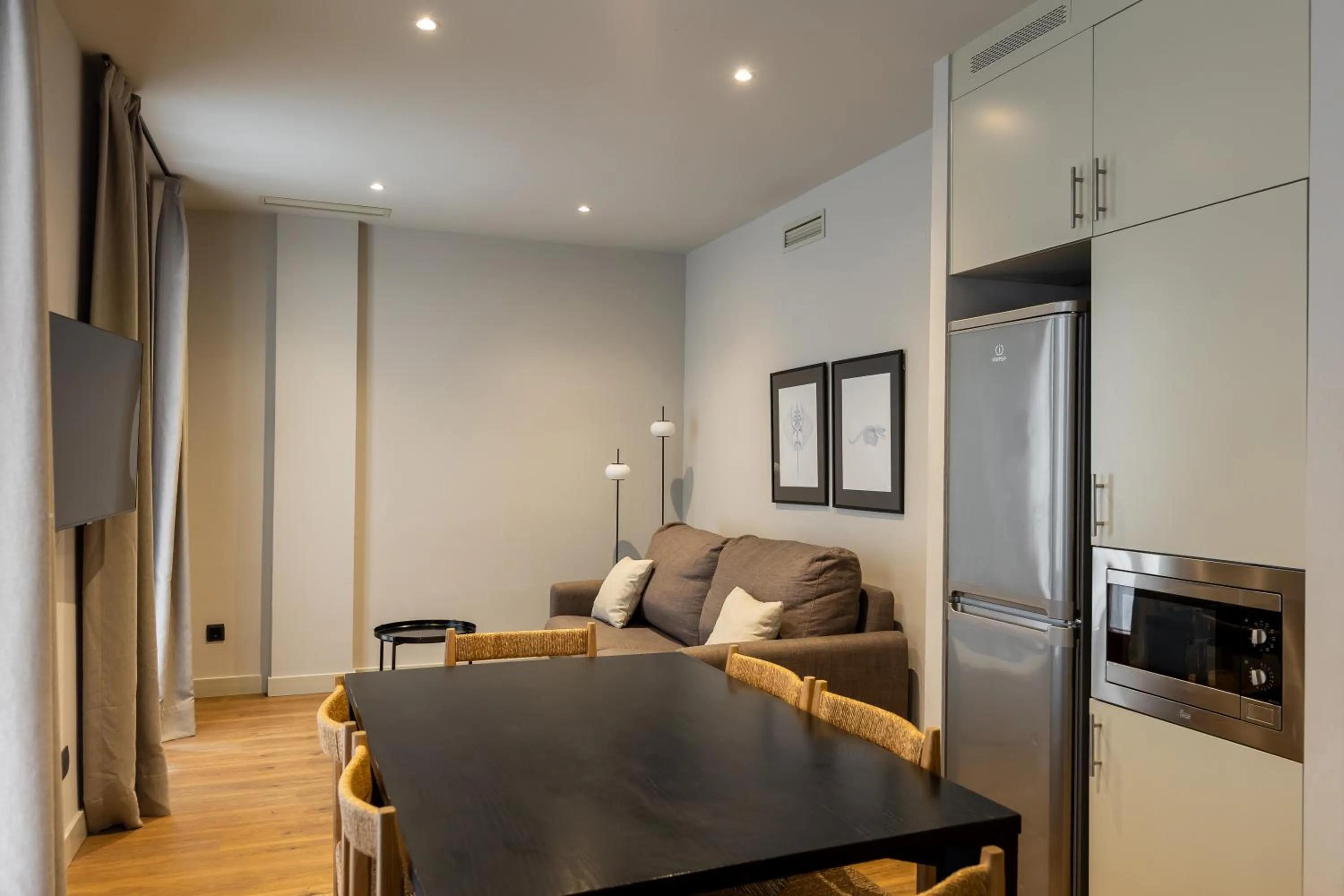 Living room in Uma Suites Barceloneta Beach
