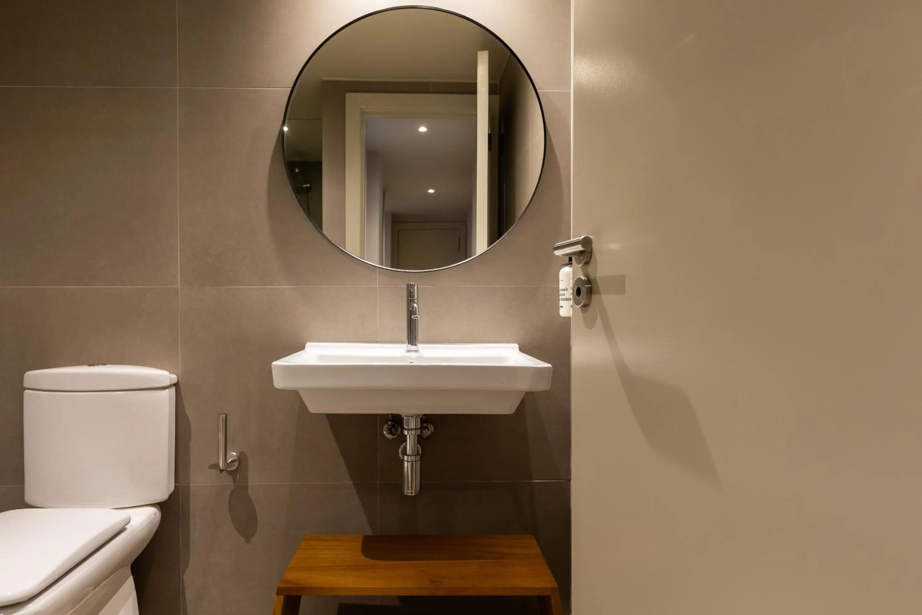 Bathroom in Uma Suites Barceloneta Beach