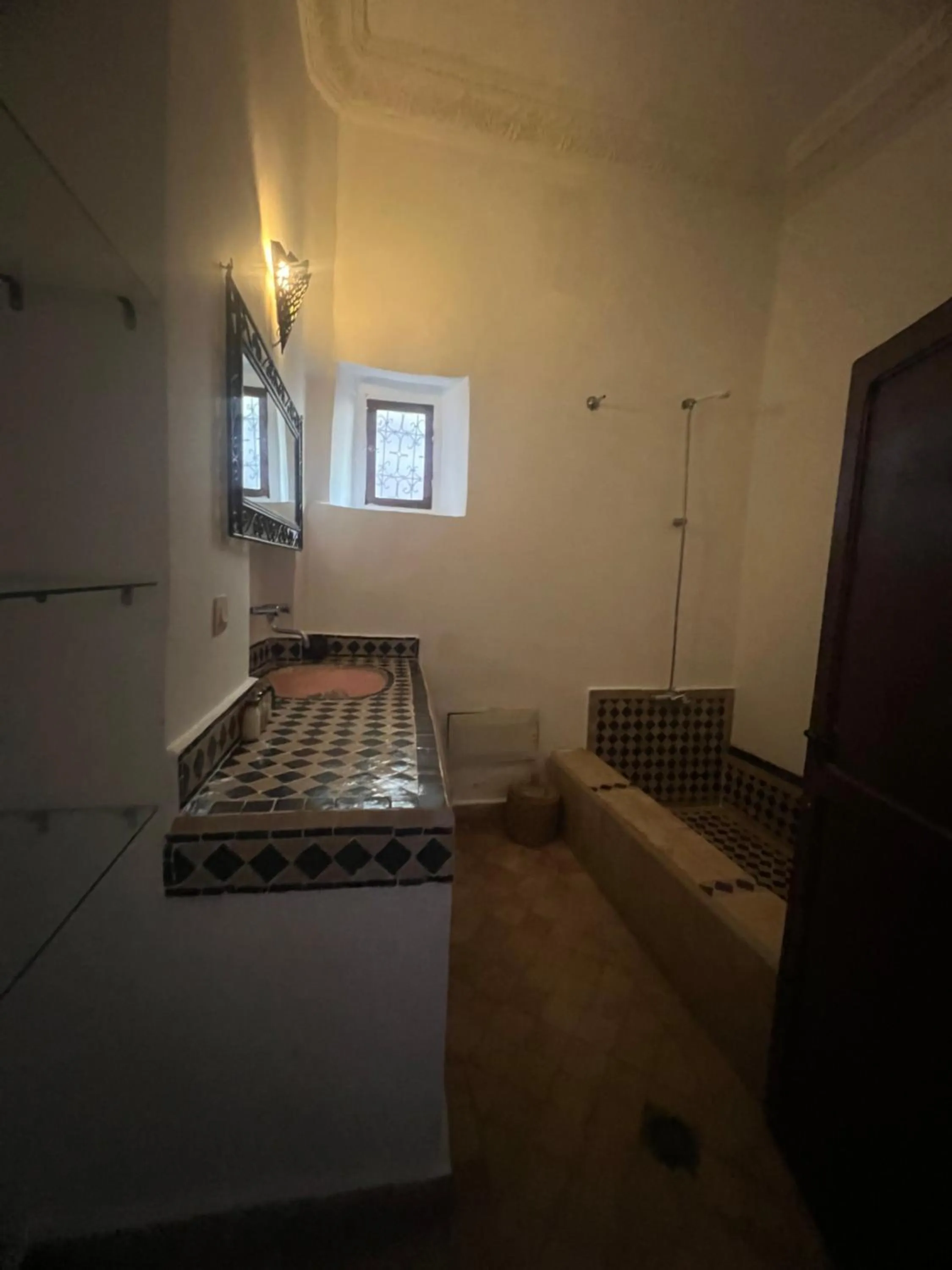 Bathroom in Riad el Adraoui