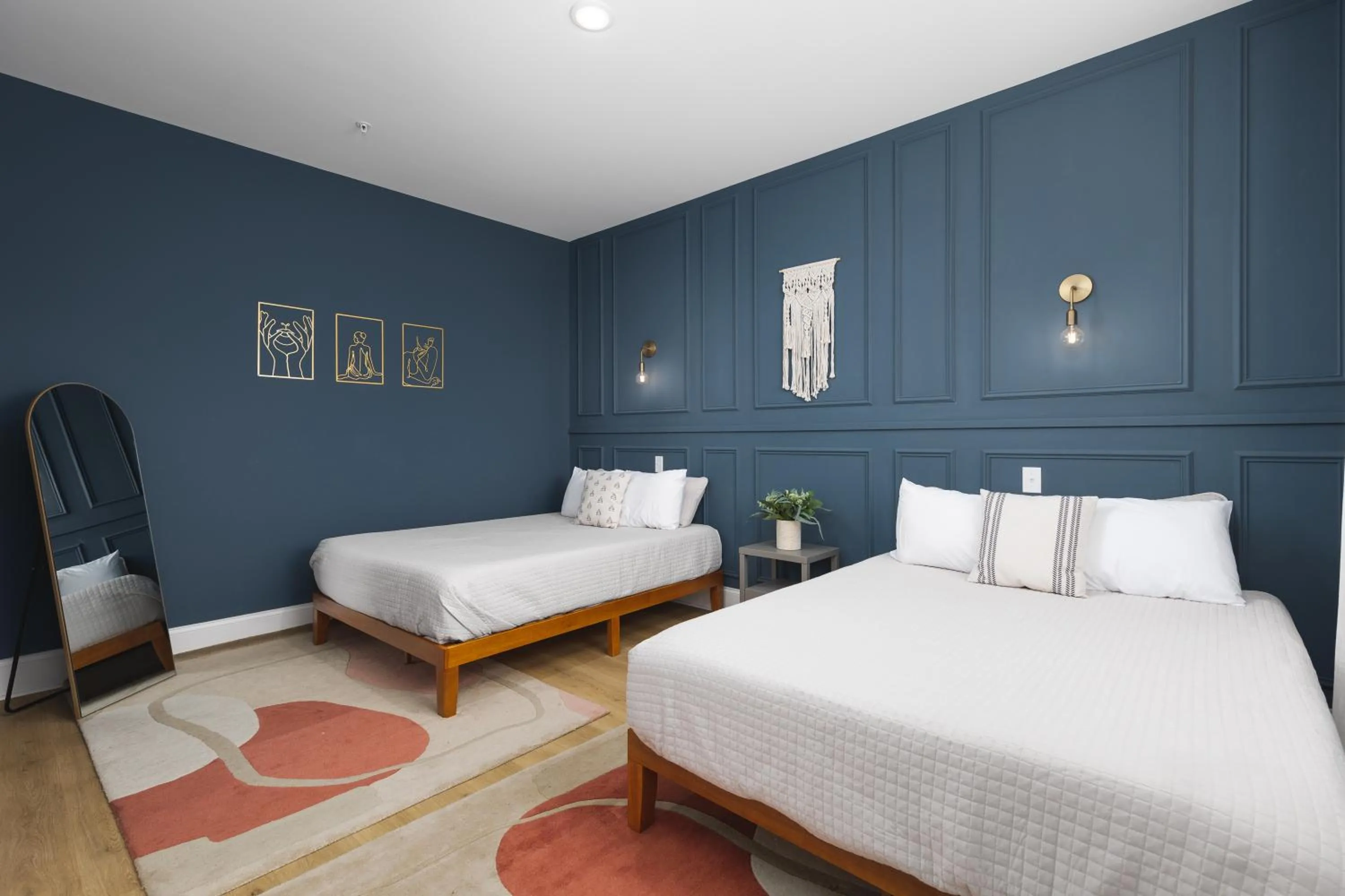 Bedroom, Bed in Stunning Spacious Condo near Restaurants & Coffee