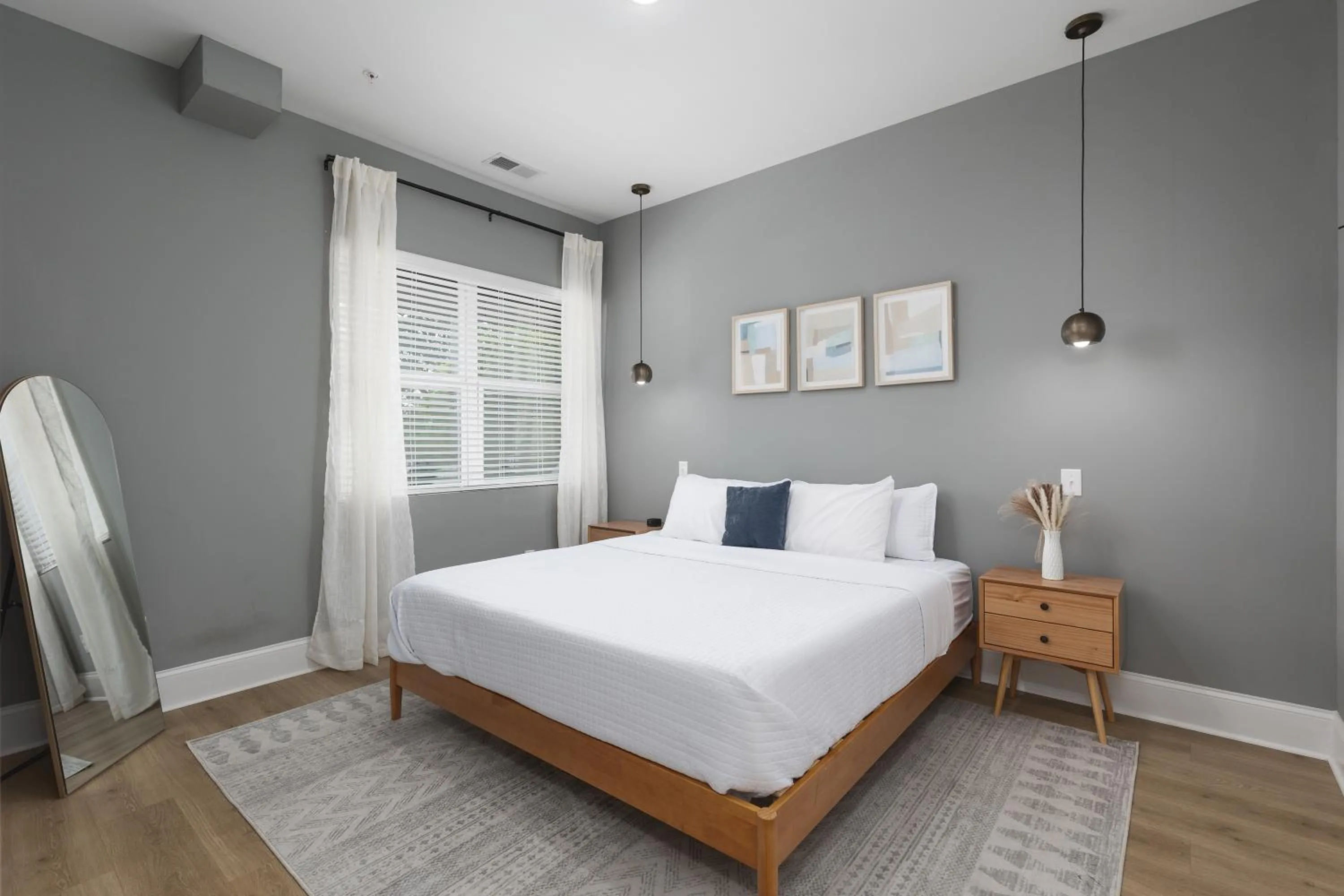 Bedroom, Bed in Stunning Spacious Condo near Restaurants & Coffee