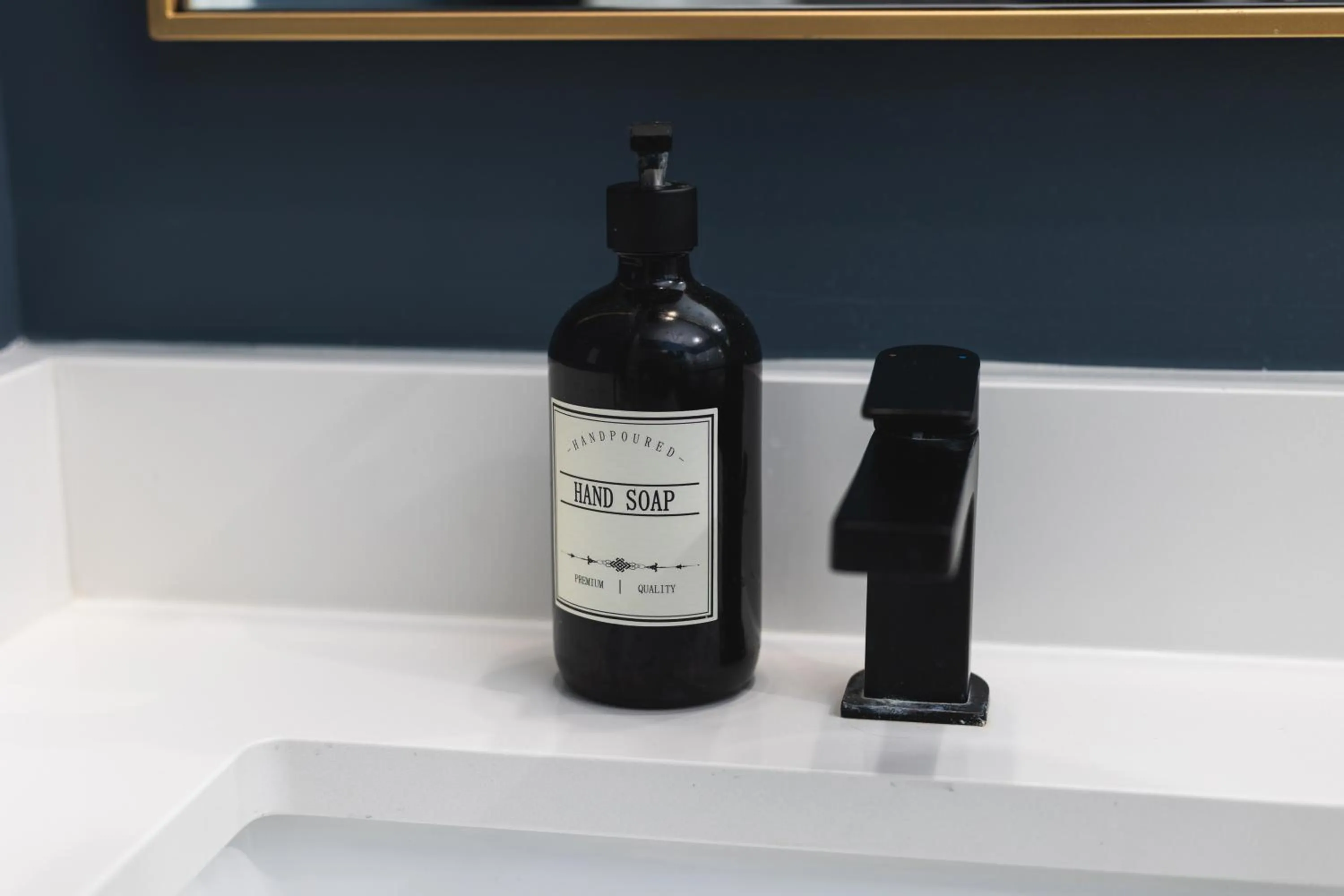 Bathroom in Stunning Spacious Condo near Restaurants & Coffee