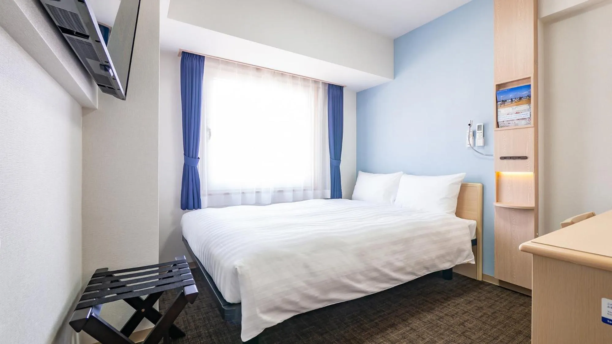 Bedroom, Bed in Toyoko Inn Tokyo Minami-machida