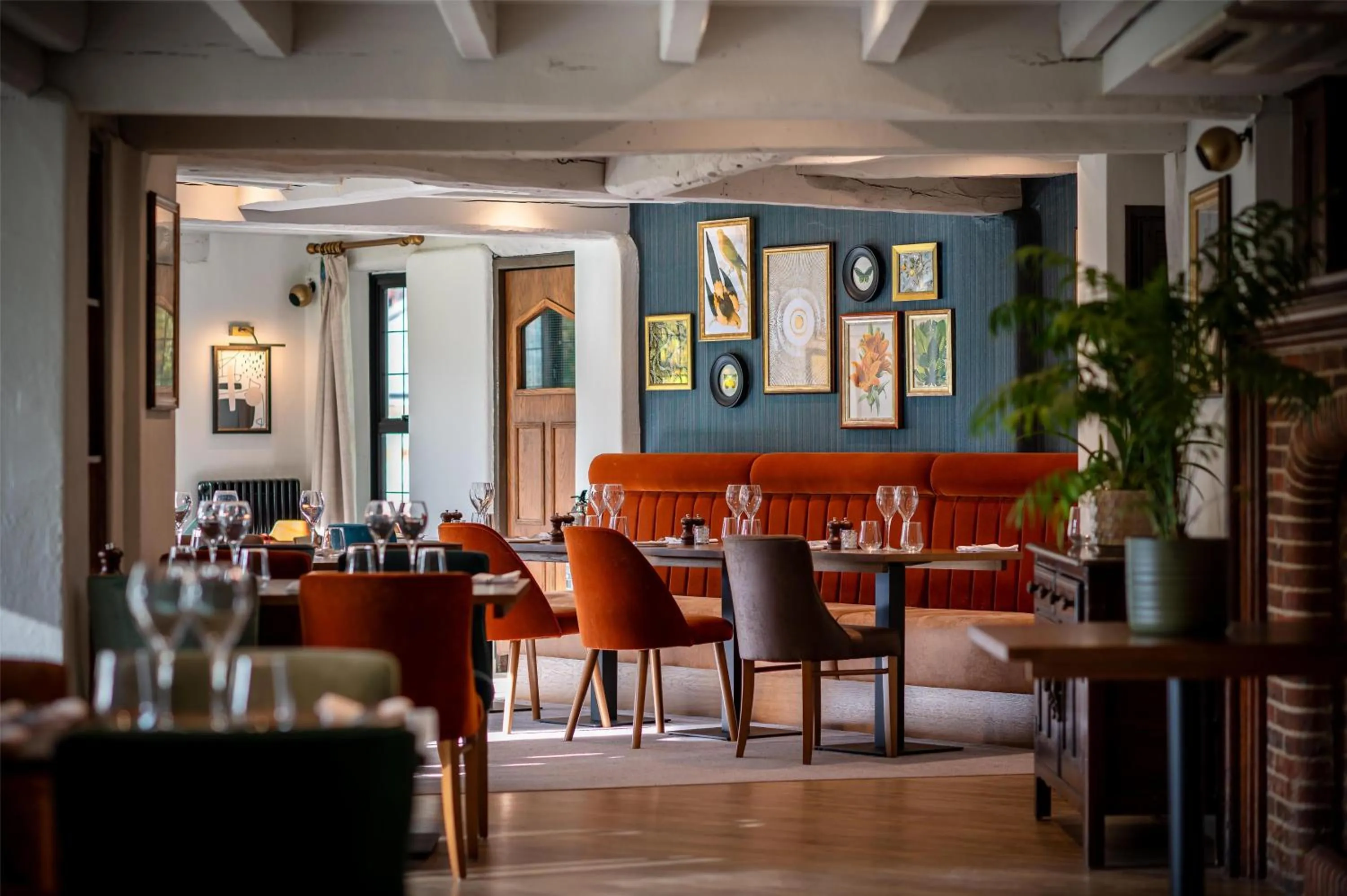 Restaurant/places to eat in Thatchers, Leatherhead East Horsley