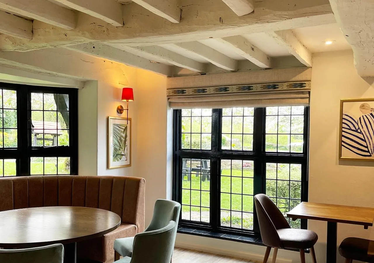 Restaurant/places to eat in Thatchers, Leatherhead East Horsley