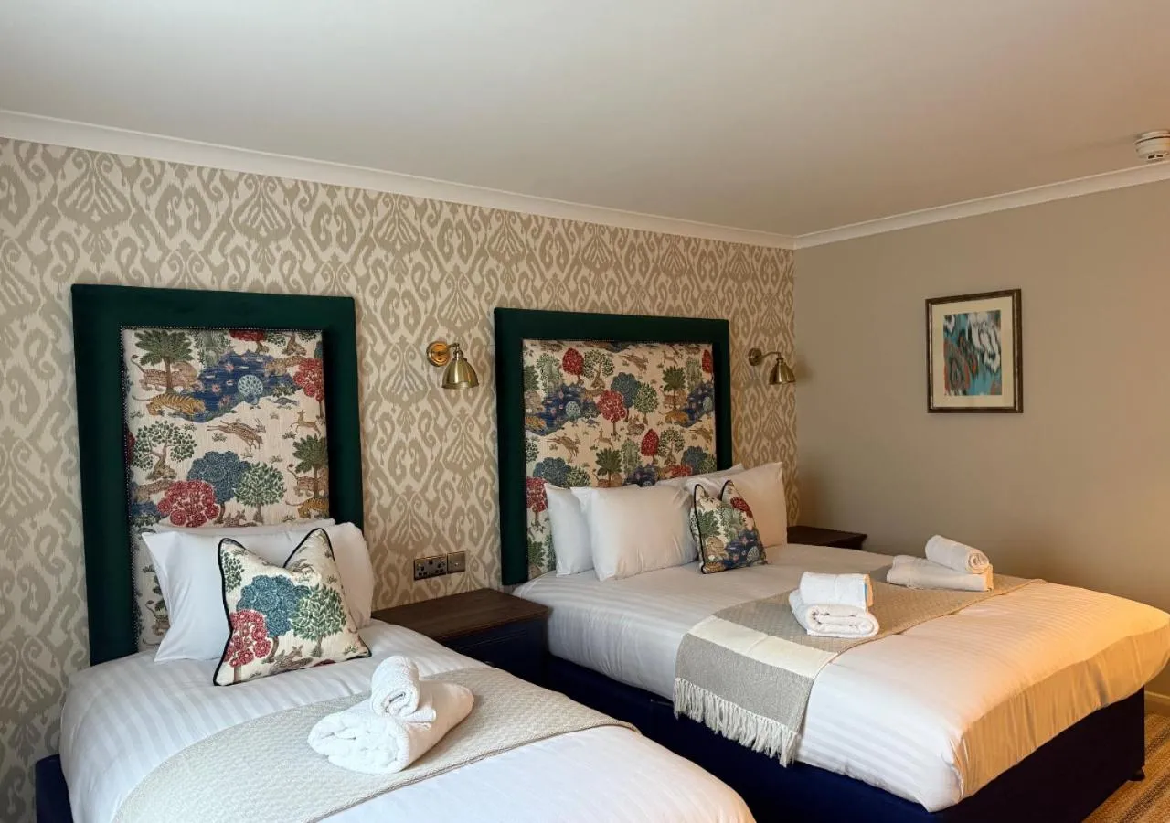 Bed in Thatchers, Leatherhead East Horsley