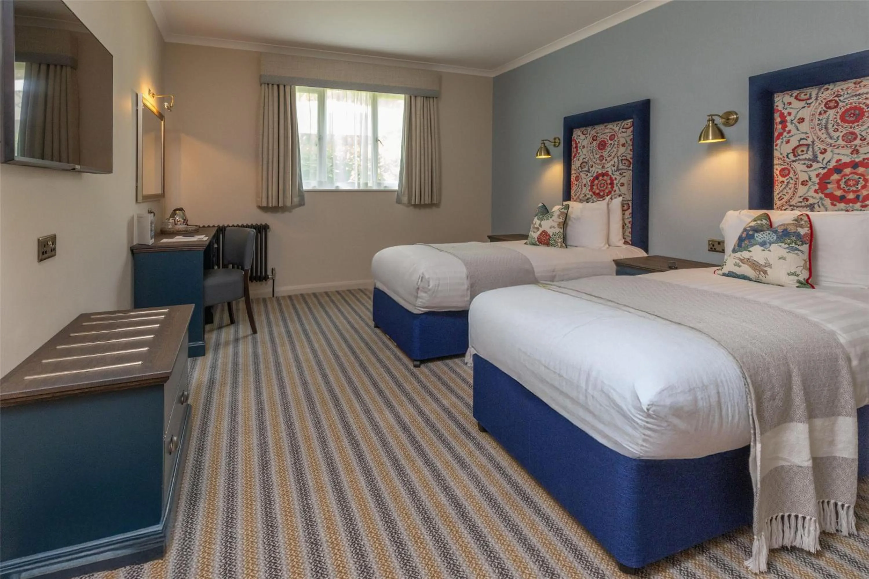 Bed in Thatchers, Leatherhead East Horsley