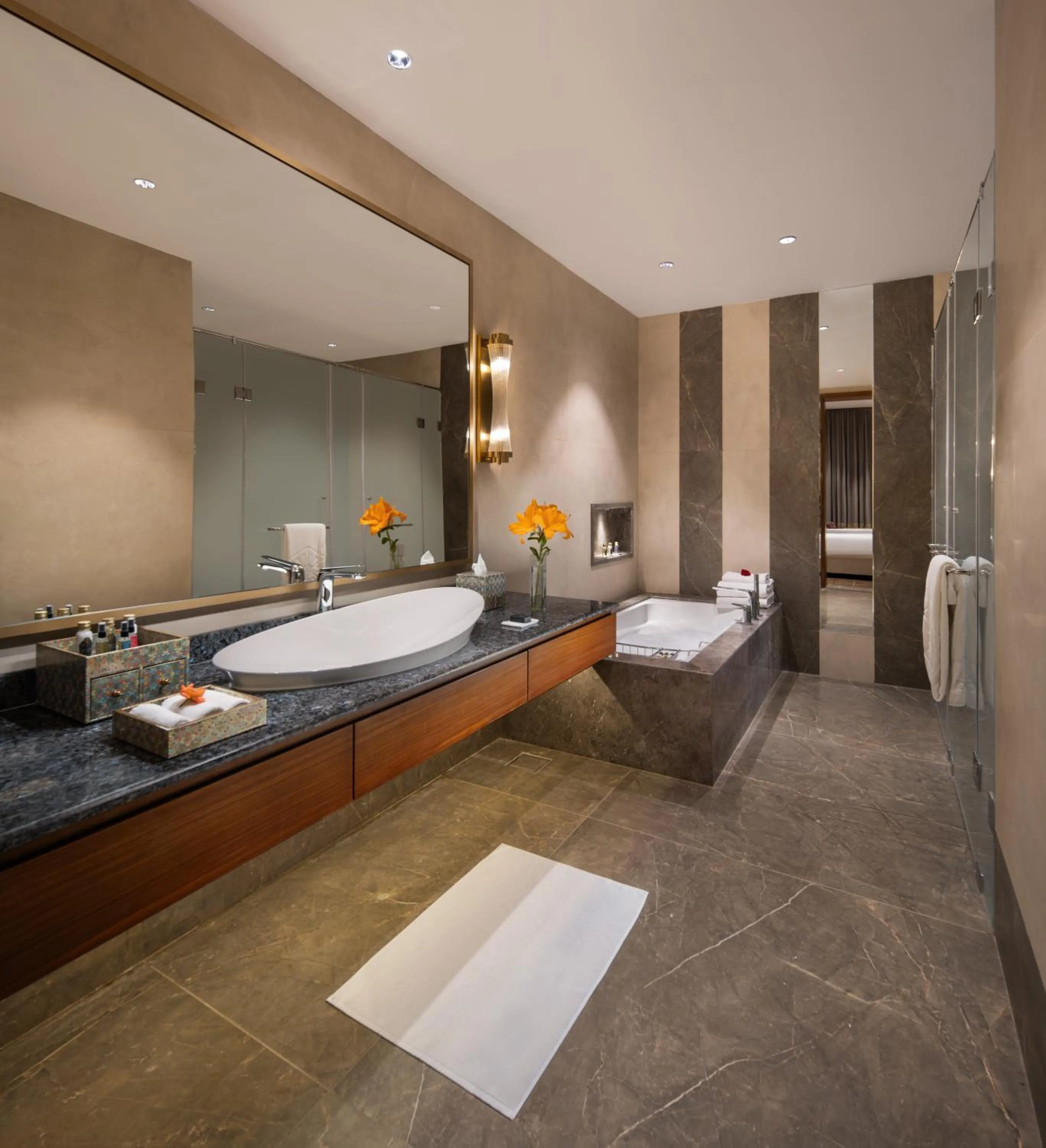 Bathroom, Bed in Taj Damdama Lake Resort & Spa, Gurugram