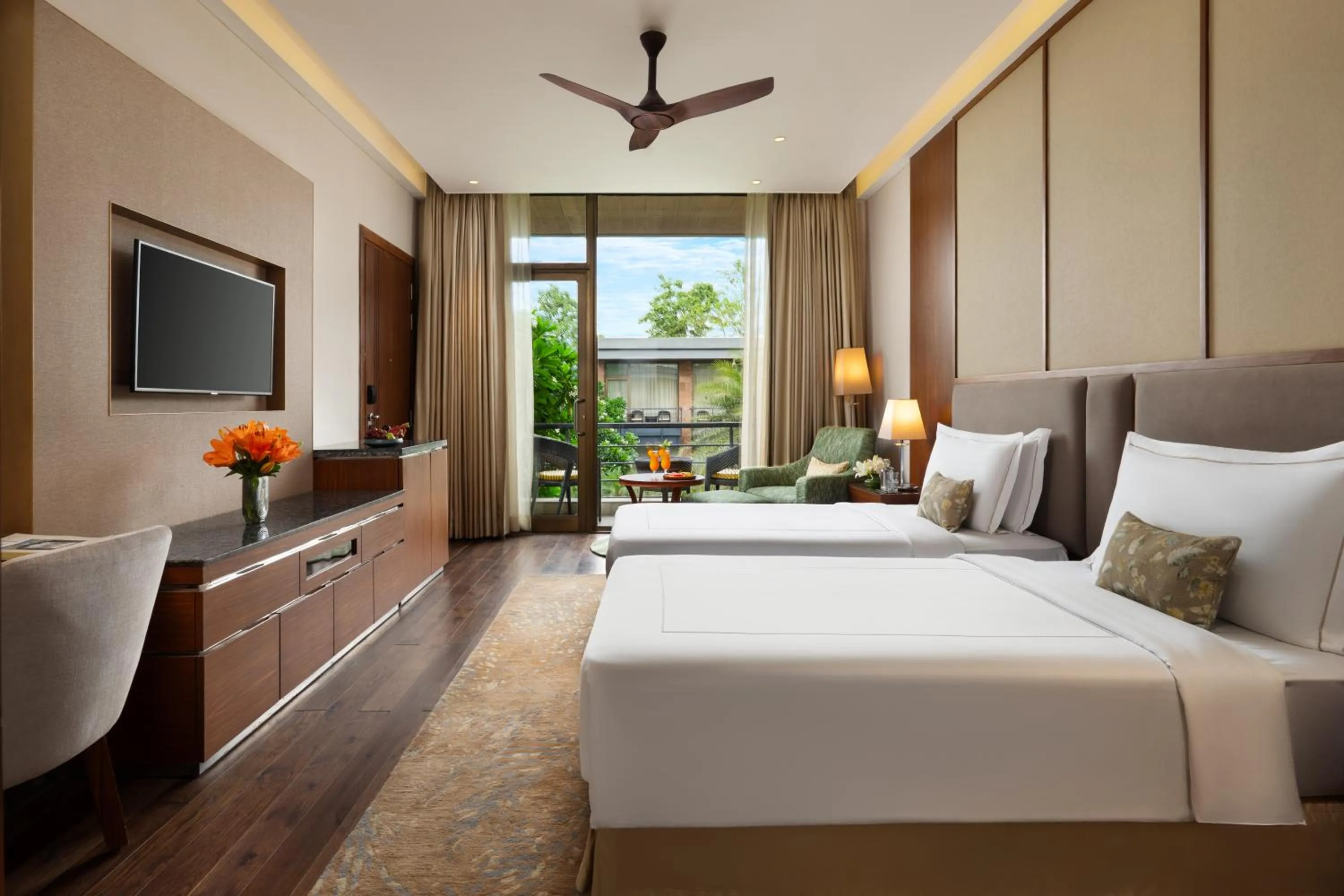 Bedroom, Bed in Taj Damdama Lake Resort & Spa, Gurugram