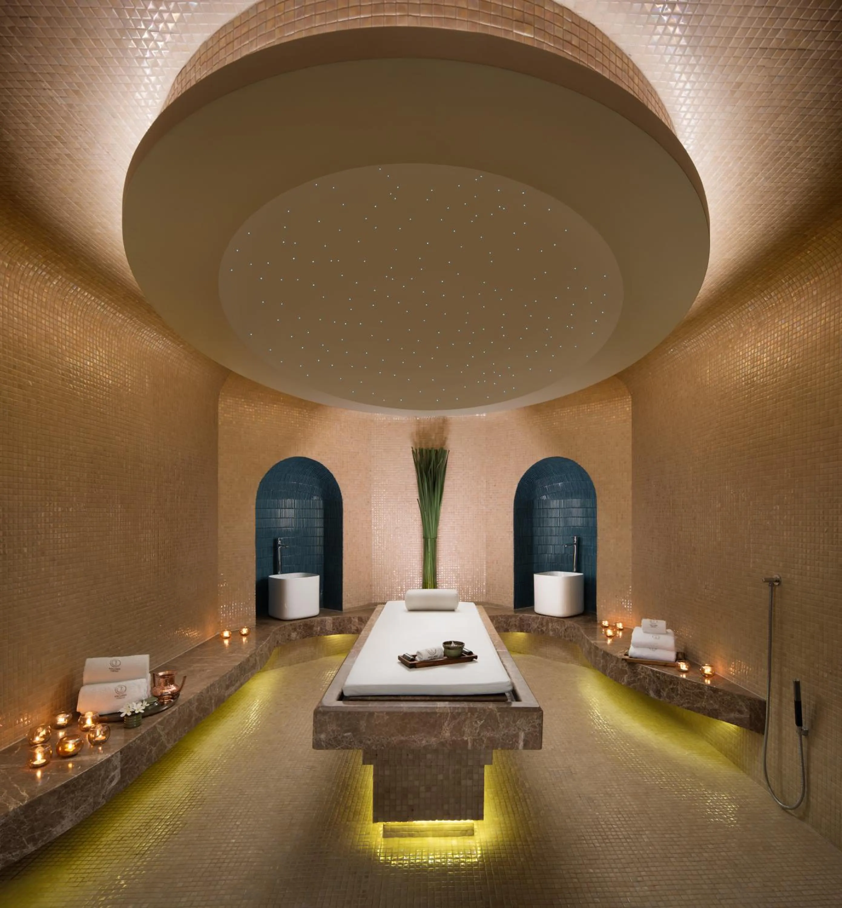 Spa and wellness centre/facilities, Bed in Taj Damdama Lake Resort & Spa, Gurugram