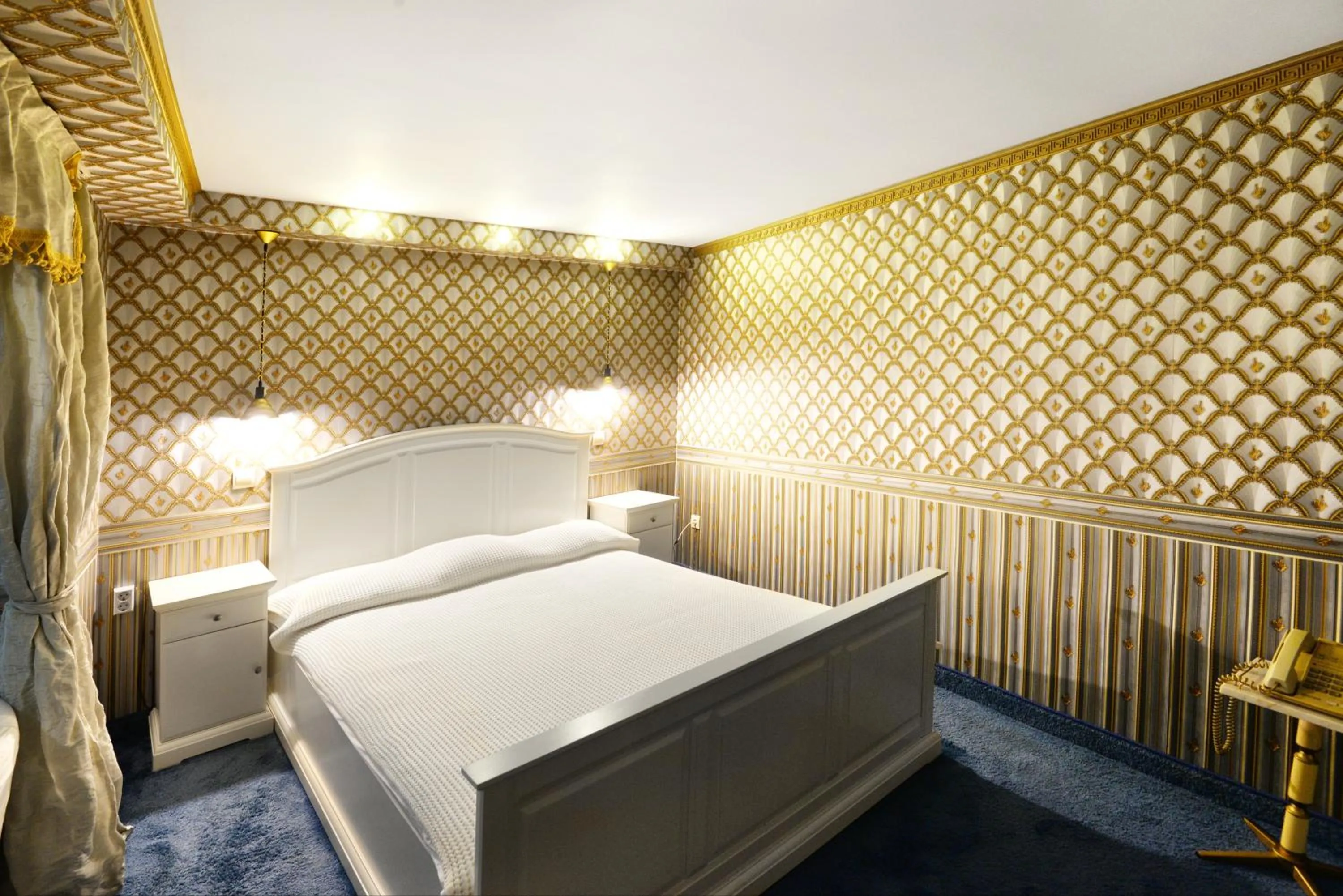 Bed in Hotel Boyana - Free Parking