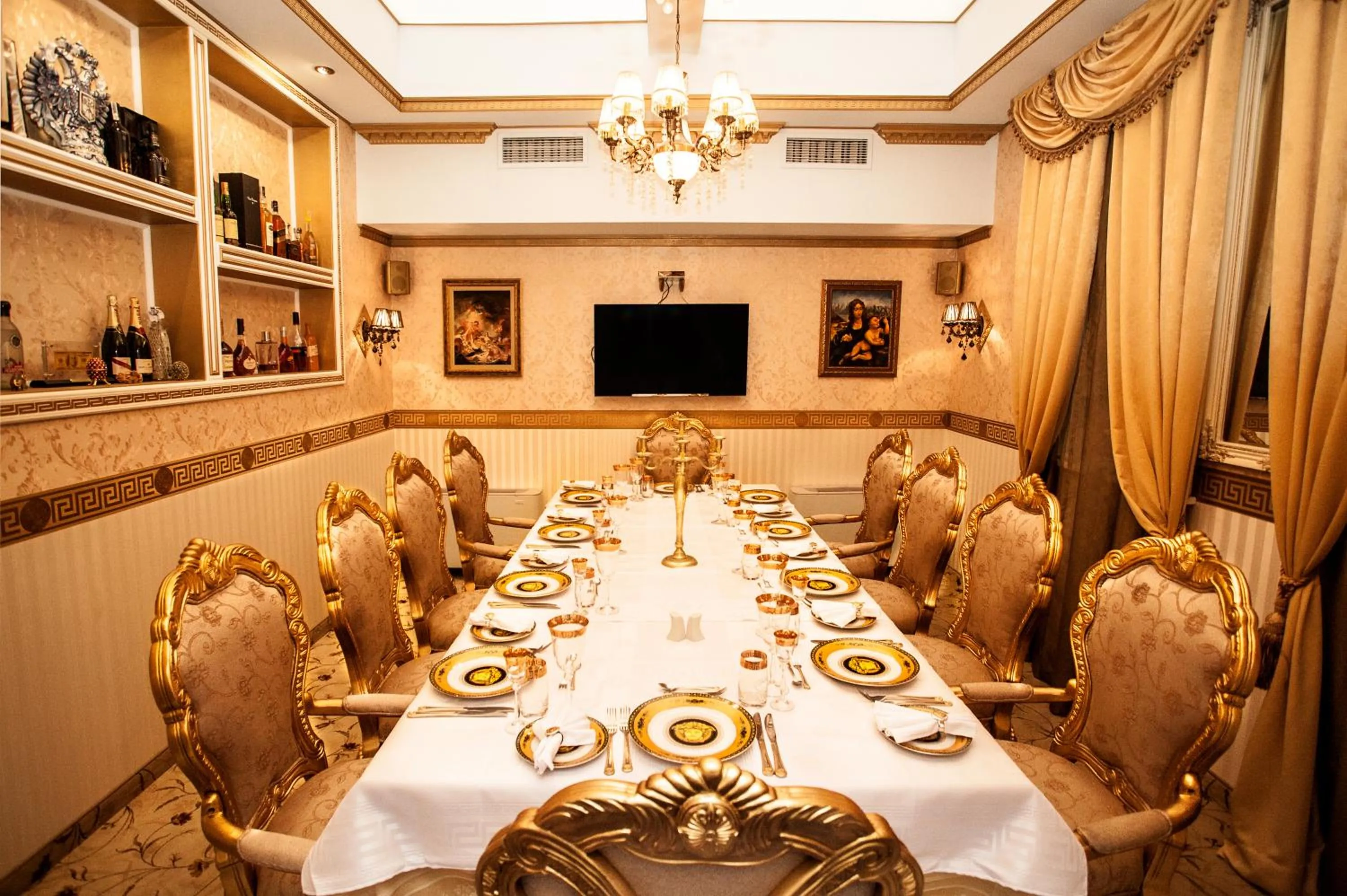 Restaurant/places to eat in Hotel Boyana - Free Parking