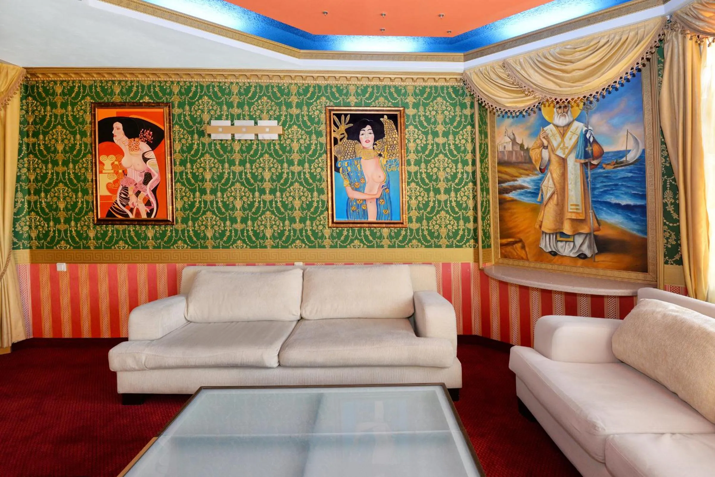 Lobby or reception in Hotel Boyana - Free Parking