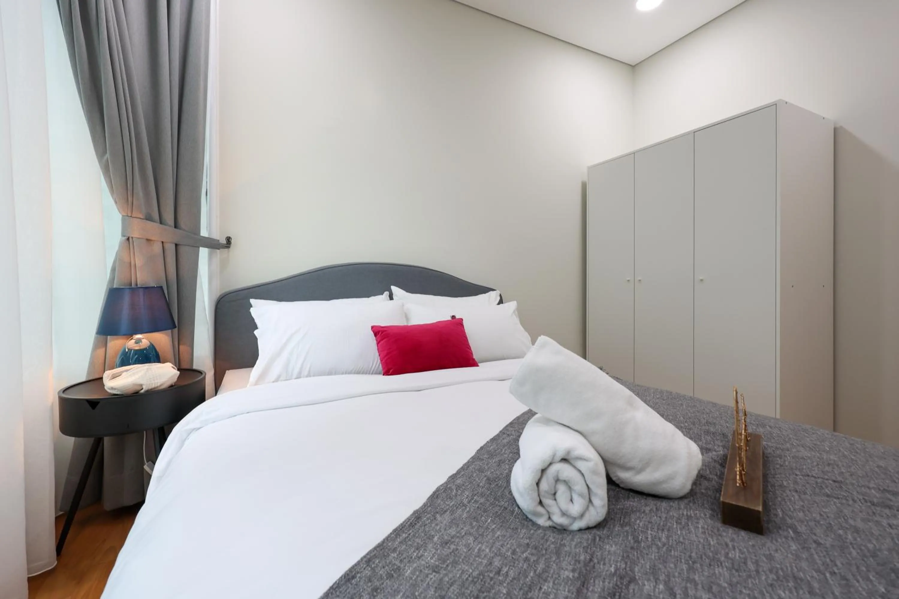 Bed in Sky Suites KLCC By Calm Sojourn