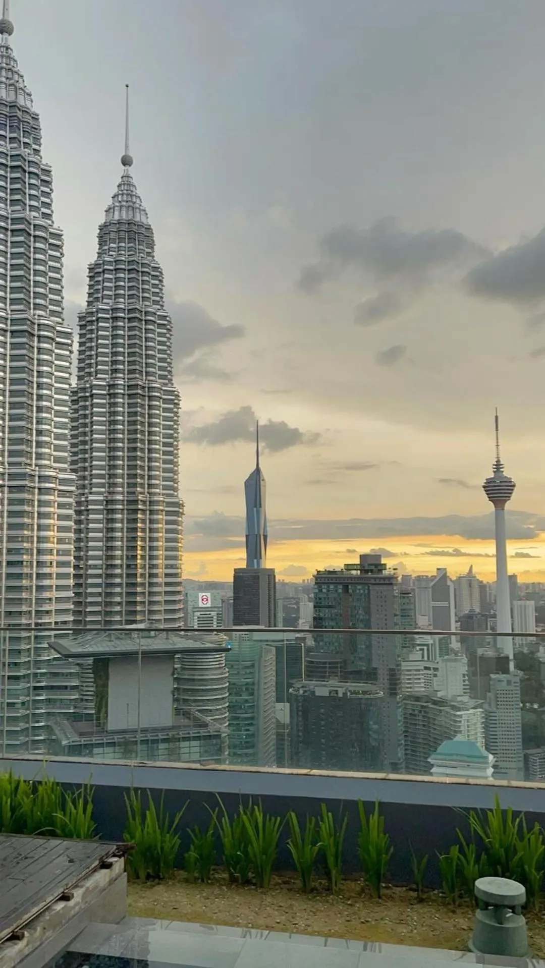 Sky Suites KLCC By Calm Sojourn