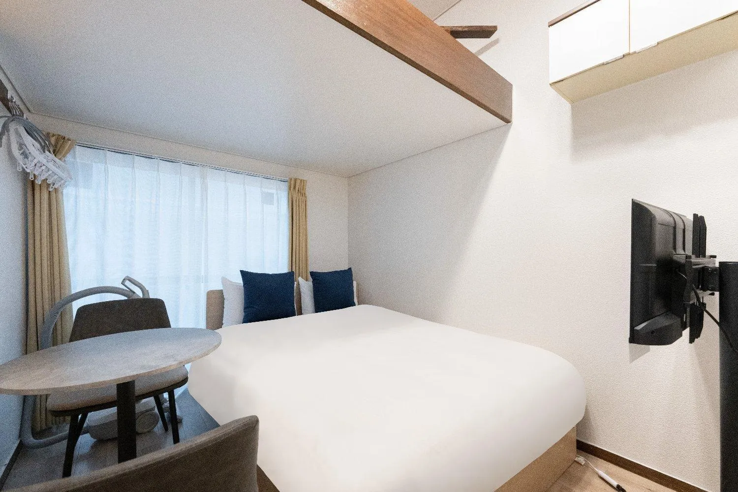 Bedroom in Green Hill