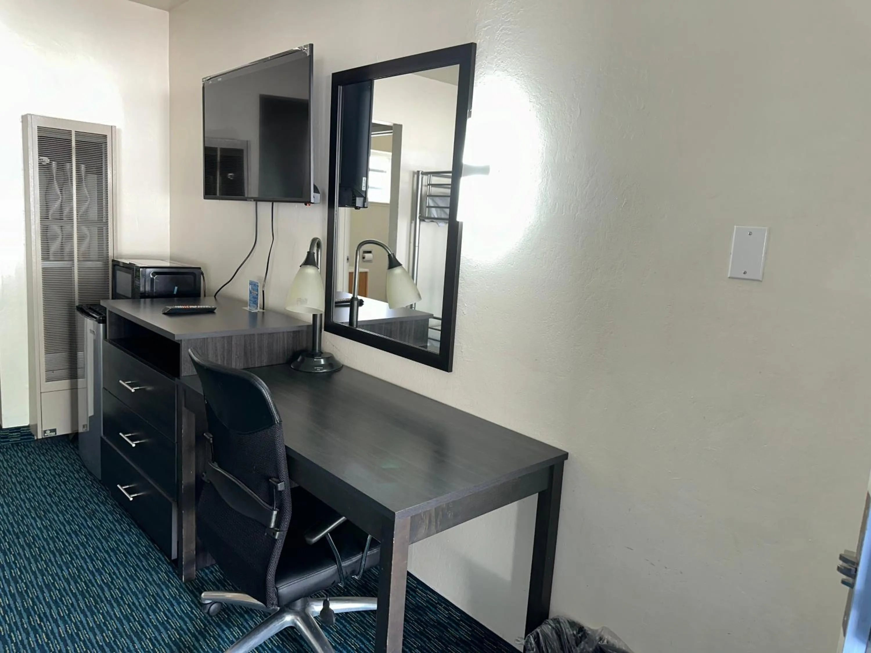 TV and multimedia in Elevation Lodge