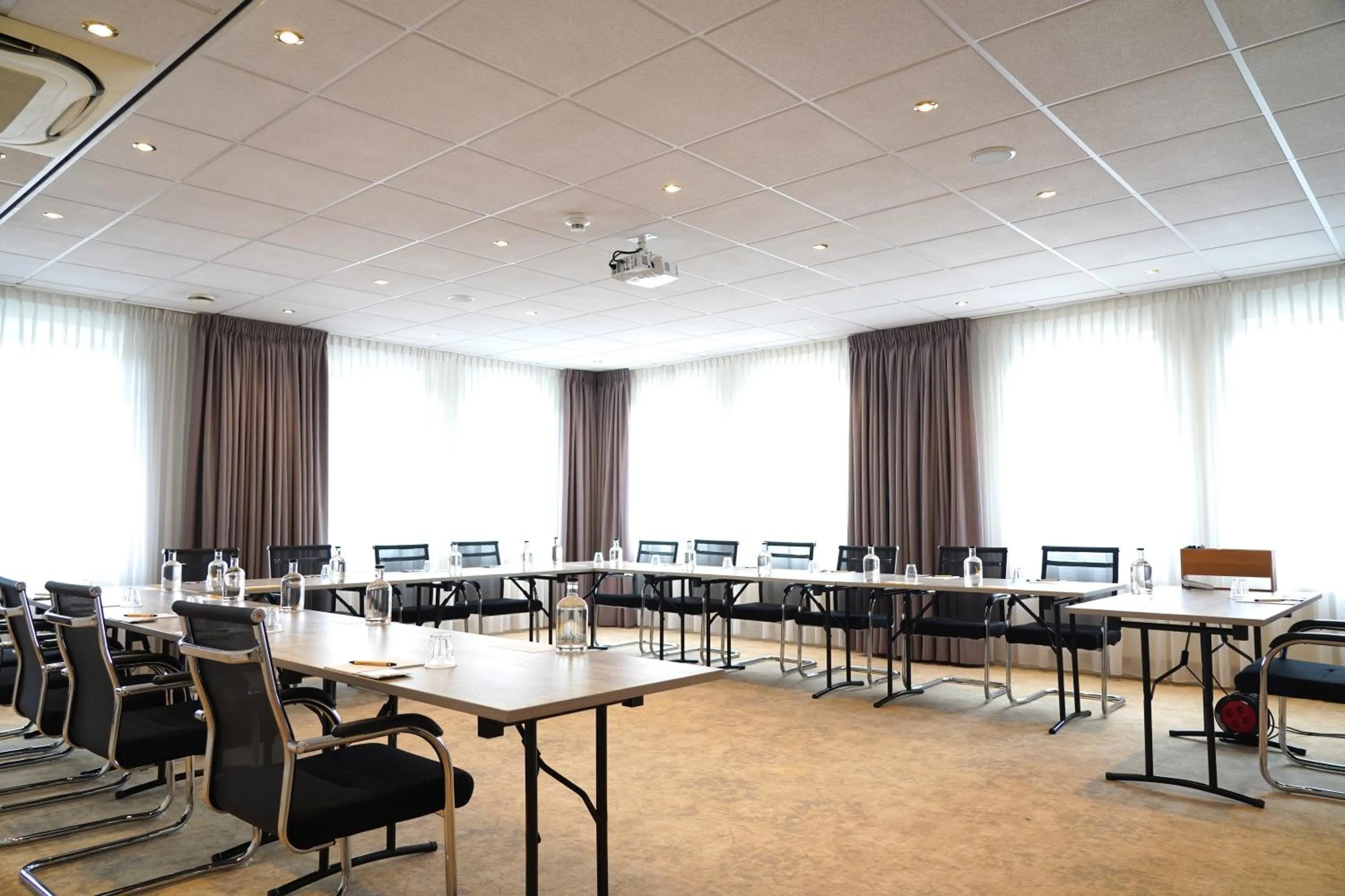 Meeting/conference room in Hotel Alkmaar - Bar & Restaurant