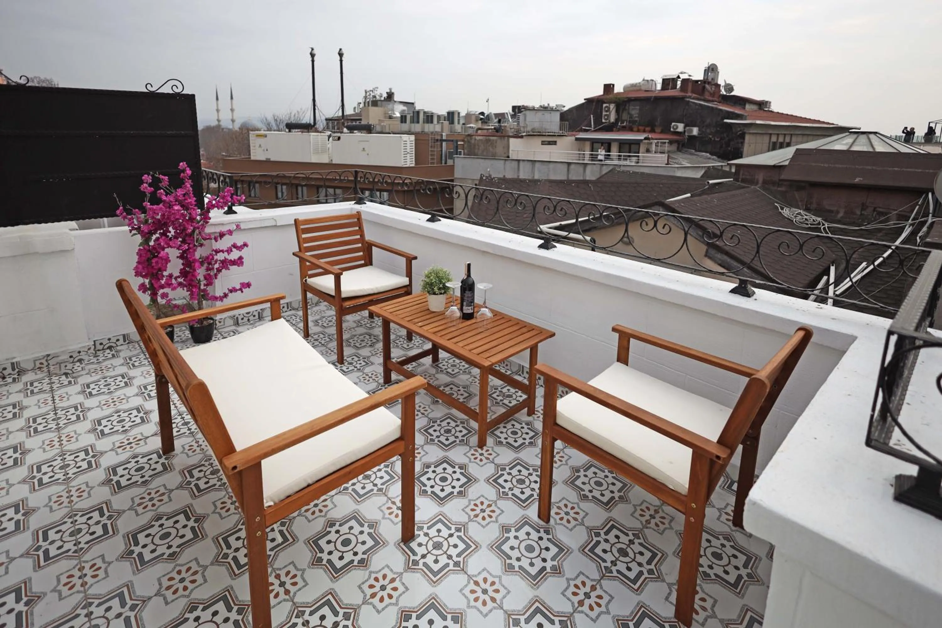 Balcony/Terrace in Selvese Suites, Serviced Living in Galata