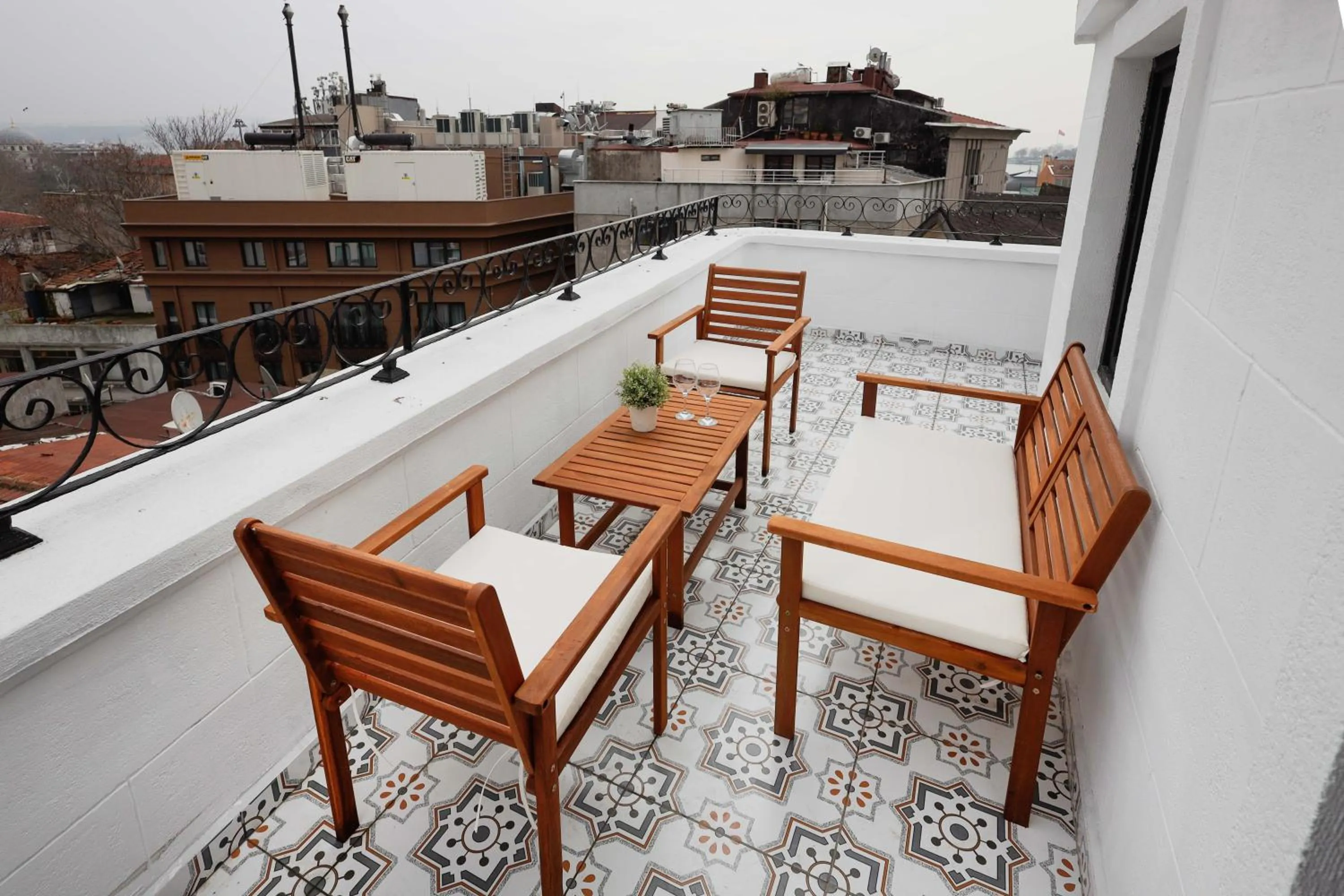 Balcony/Terrace in Selvese Suites, Serviced Living in Galata