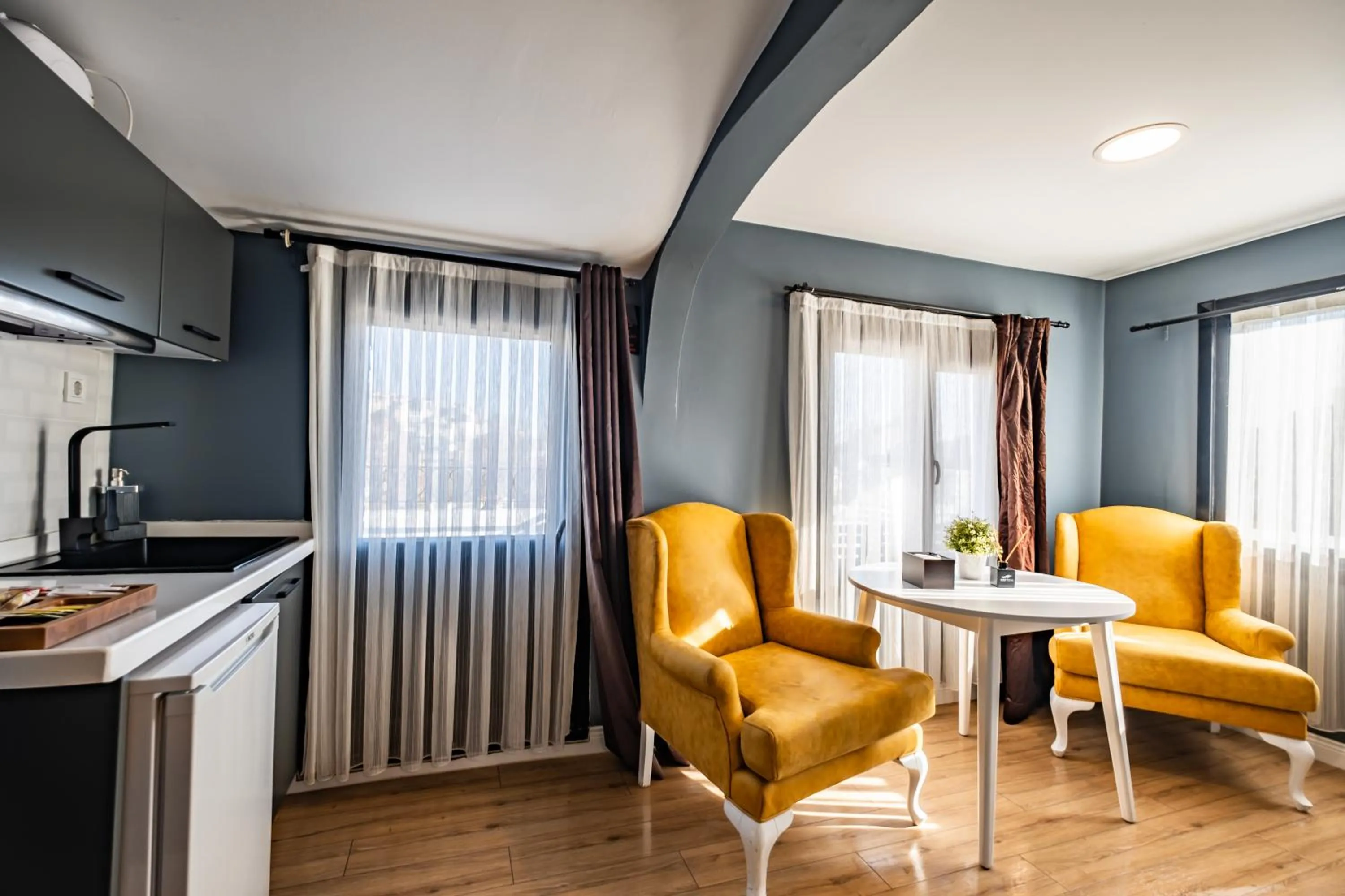 Seating area in Selvese Suites, Serviced Living in Galata