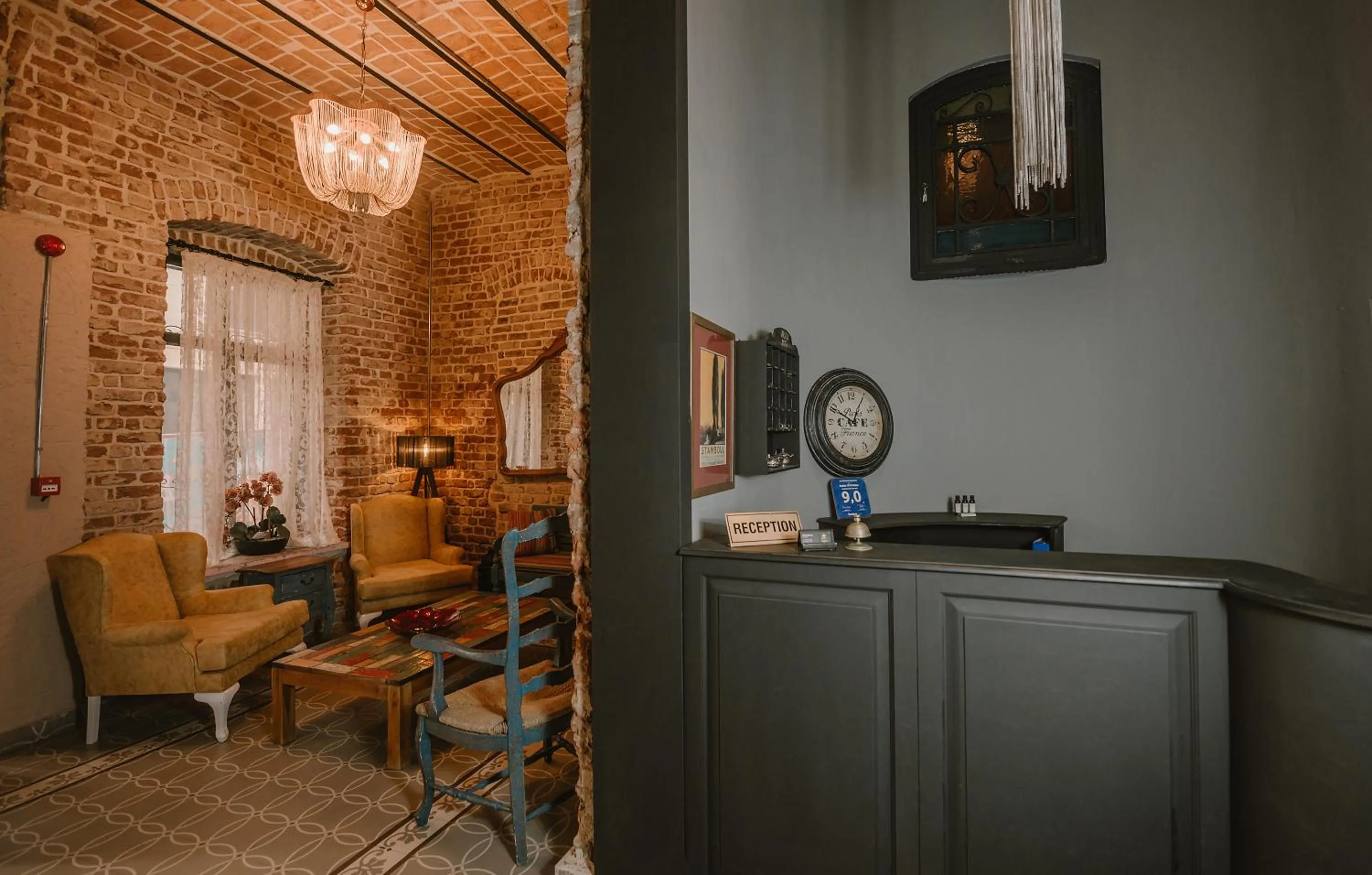 Lobby or reception in Selvese Suites, Serviced Living in Galata