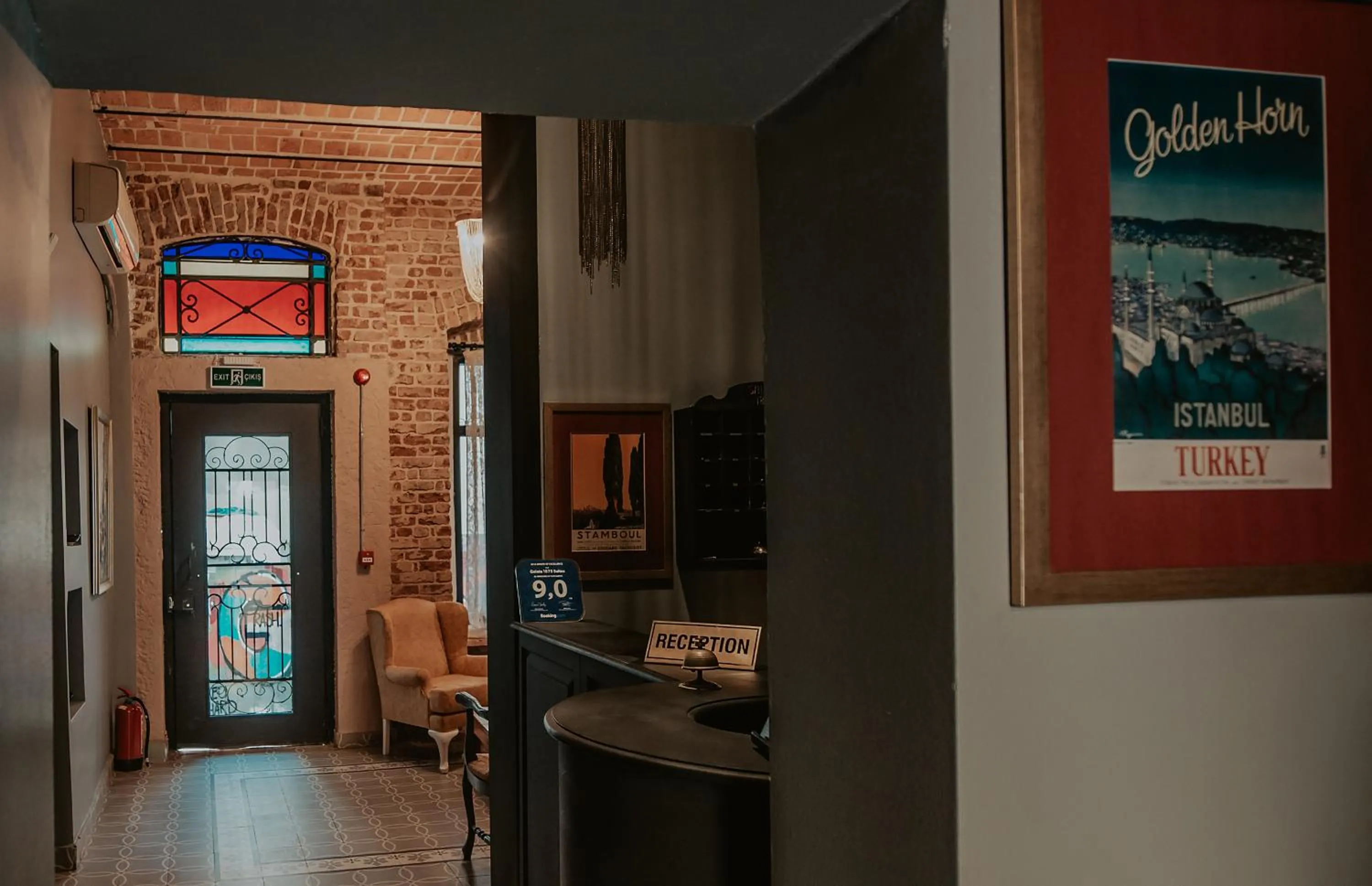 Lobby or reception in Selvese Suites, Serviced Living in Galata