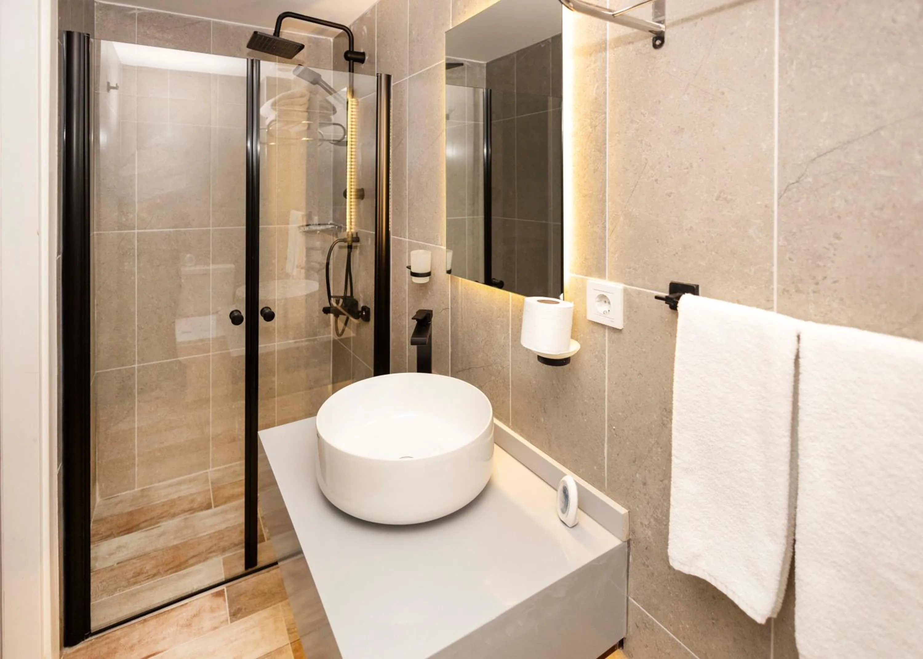 Bathroom in Selvese Suites, Serviced Living in Galata