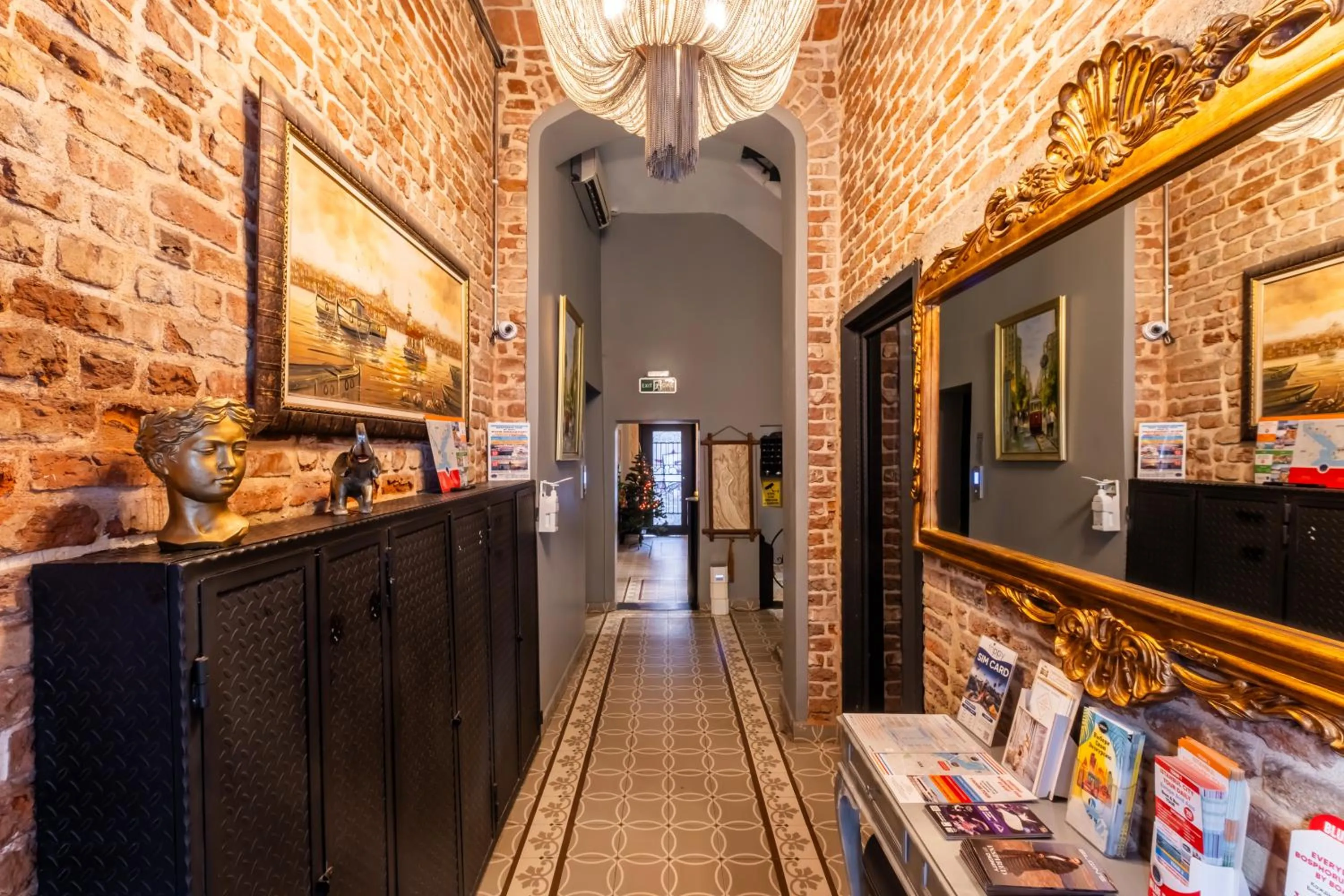 Lobby or reception in Selvese Suites, Serviced Living in Galata