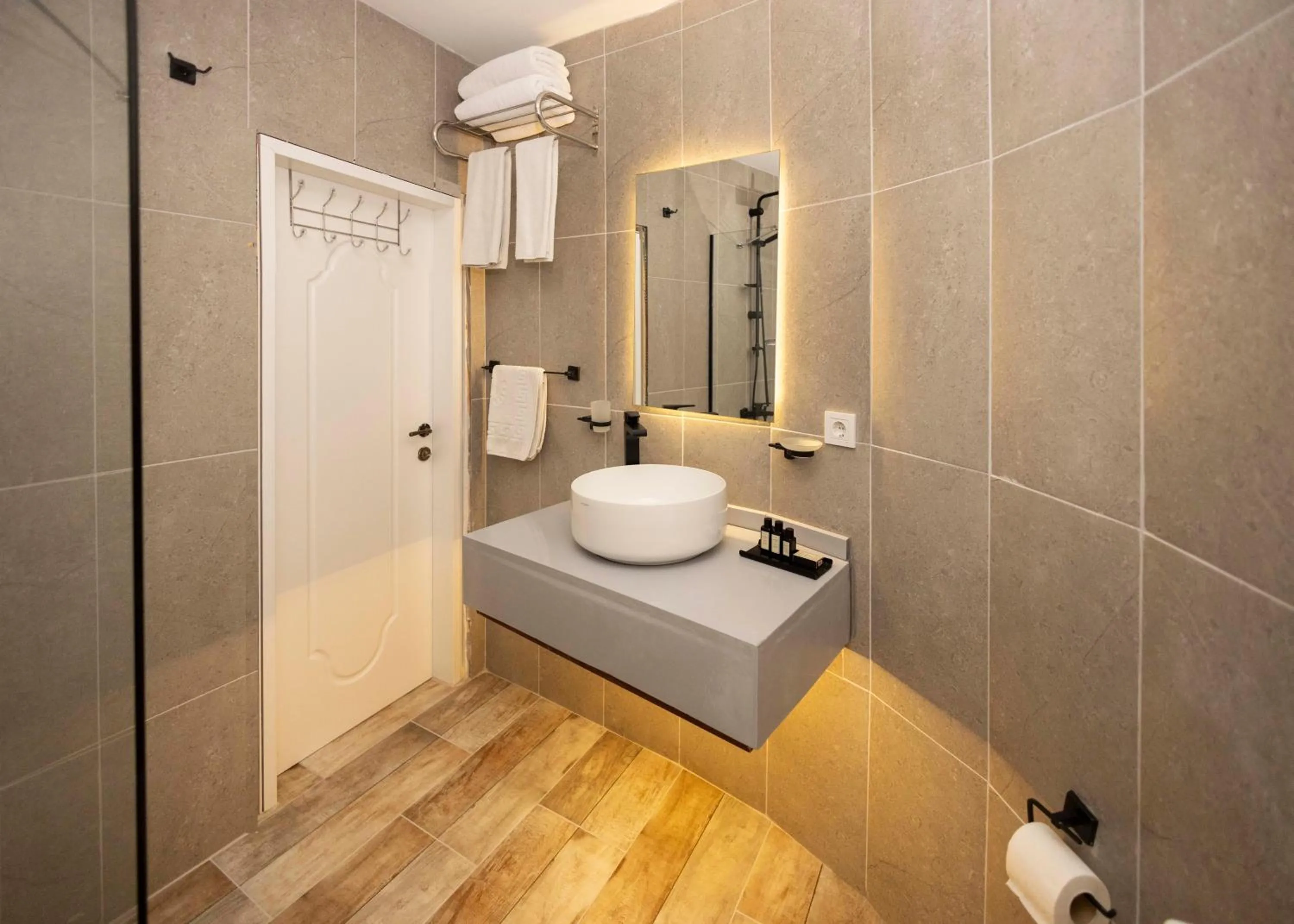 Bathroom in Selvese Suites, Serviced Living in Galata