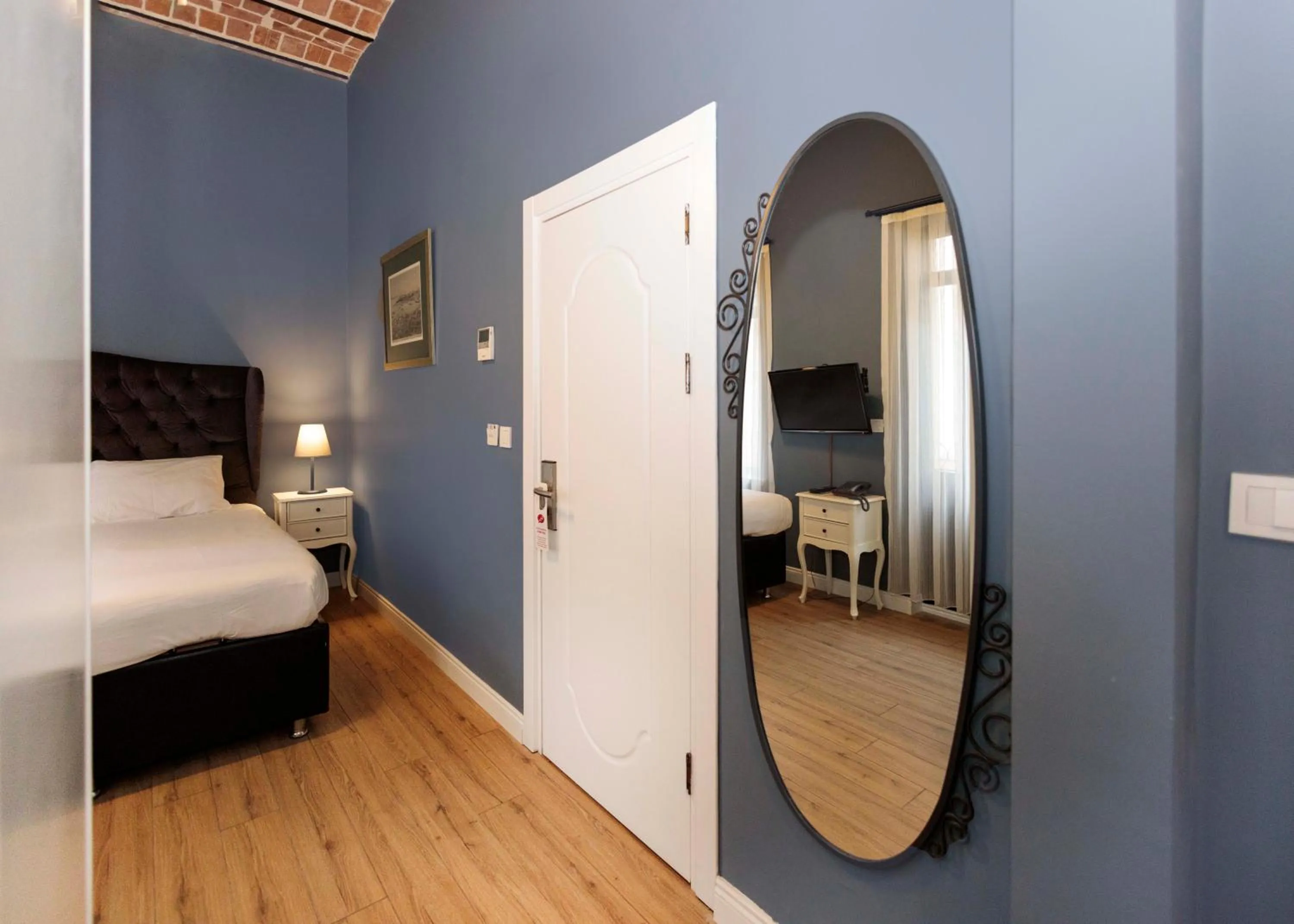 Massage, Bed in Selvese Suites, Serviced Living in Galata