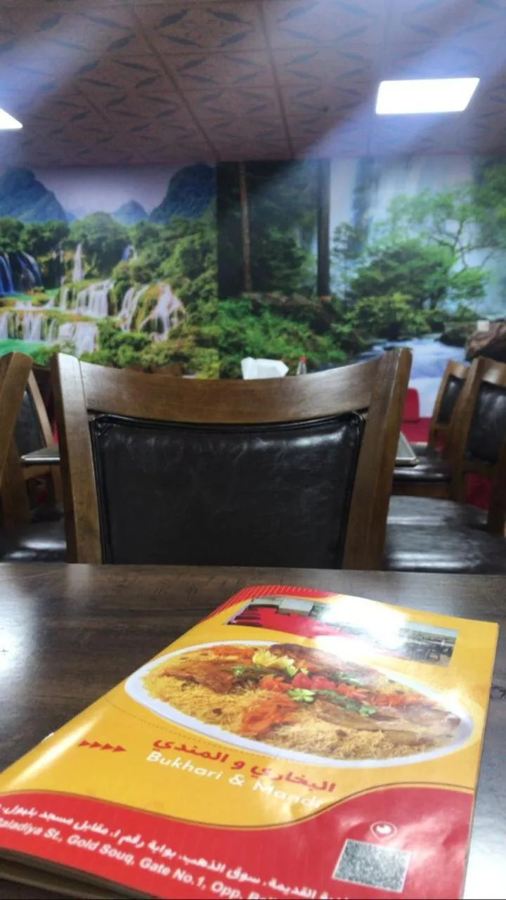 Restaurant/places to eat in Cube Hotel Dubai